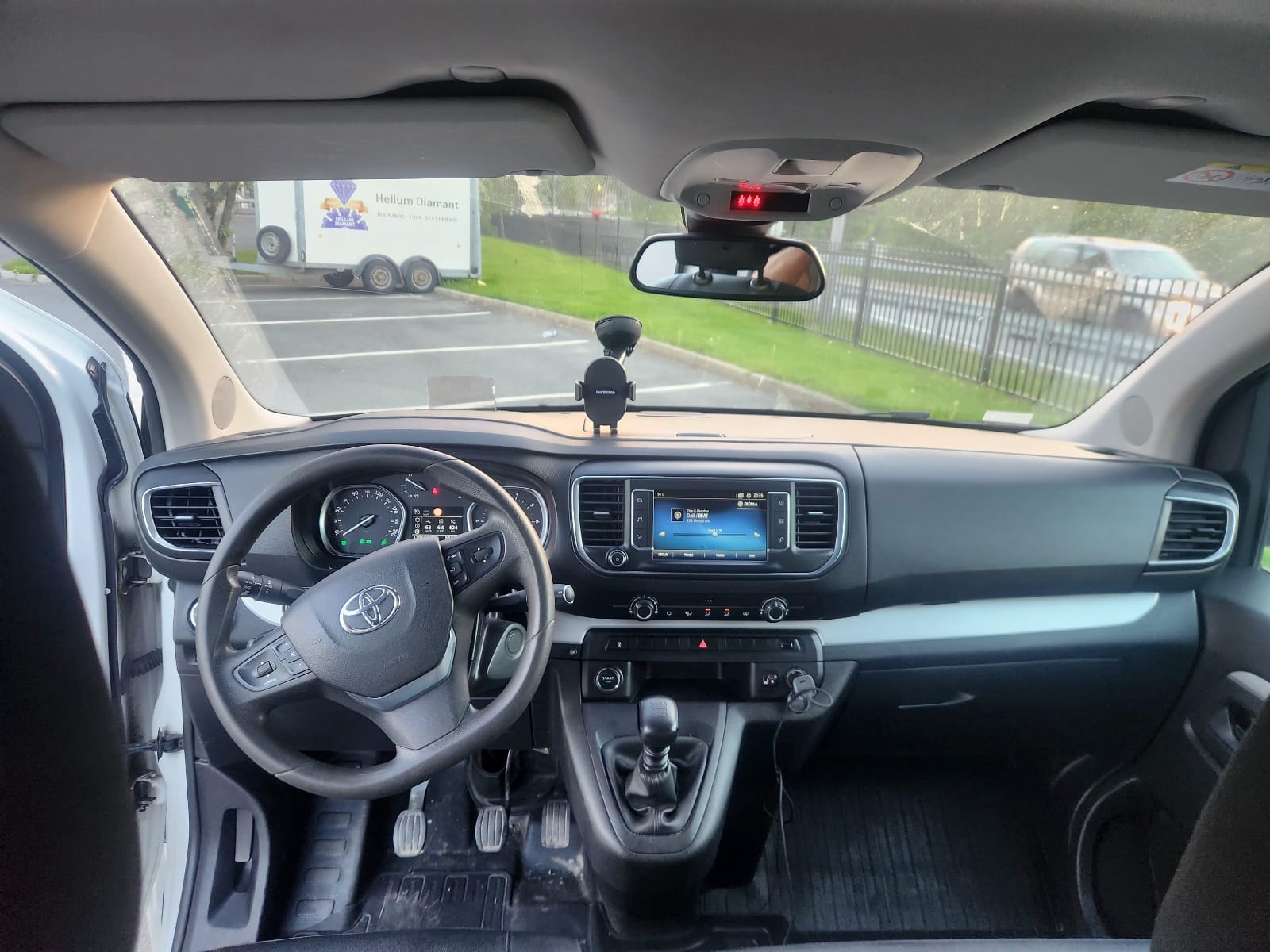Toyota Proace Verso med GPS