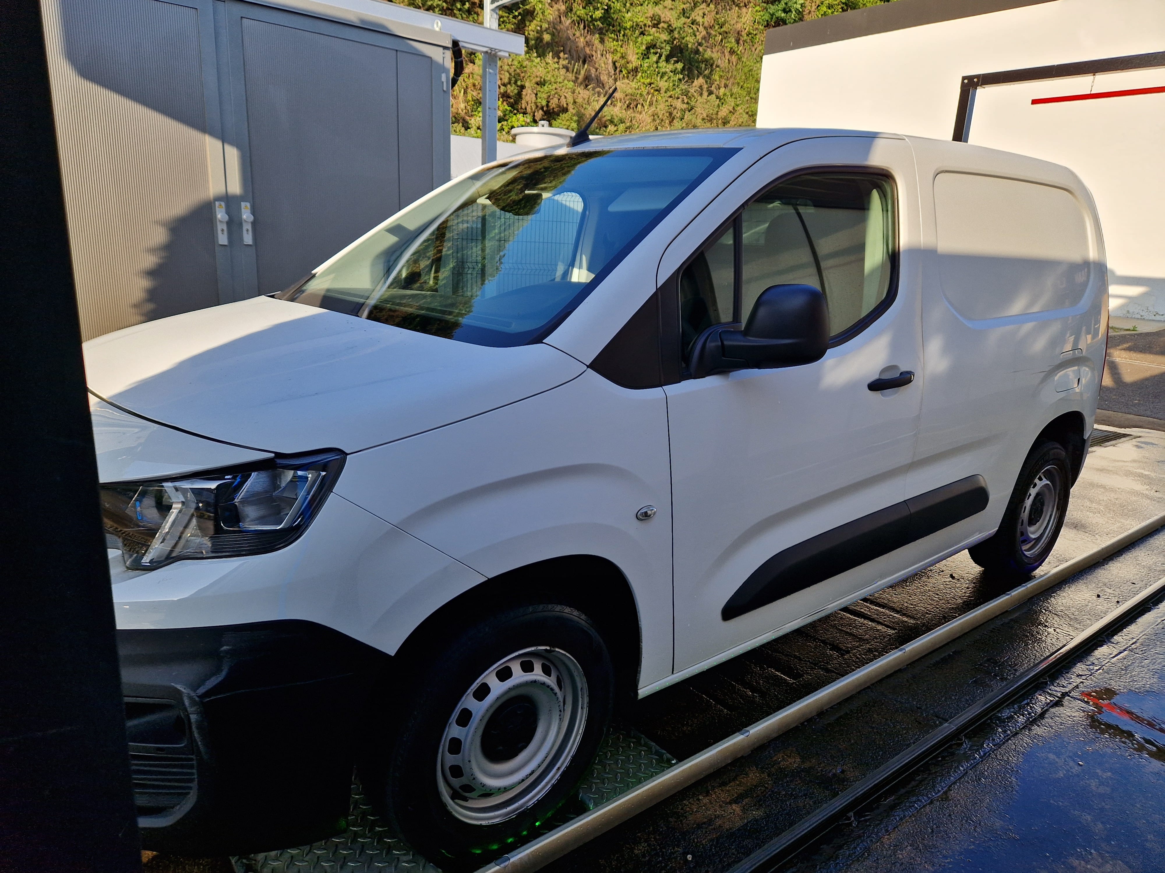 Peugeot Partner Fourgon avec Climatisation