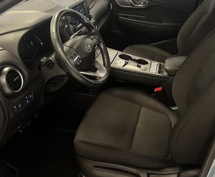 Hyundai Kona Electric 39,5kWh 5places Non Fumeur Crit’air 0 Livraison BdR et Toulon avec Audio Bluetooth