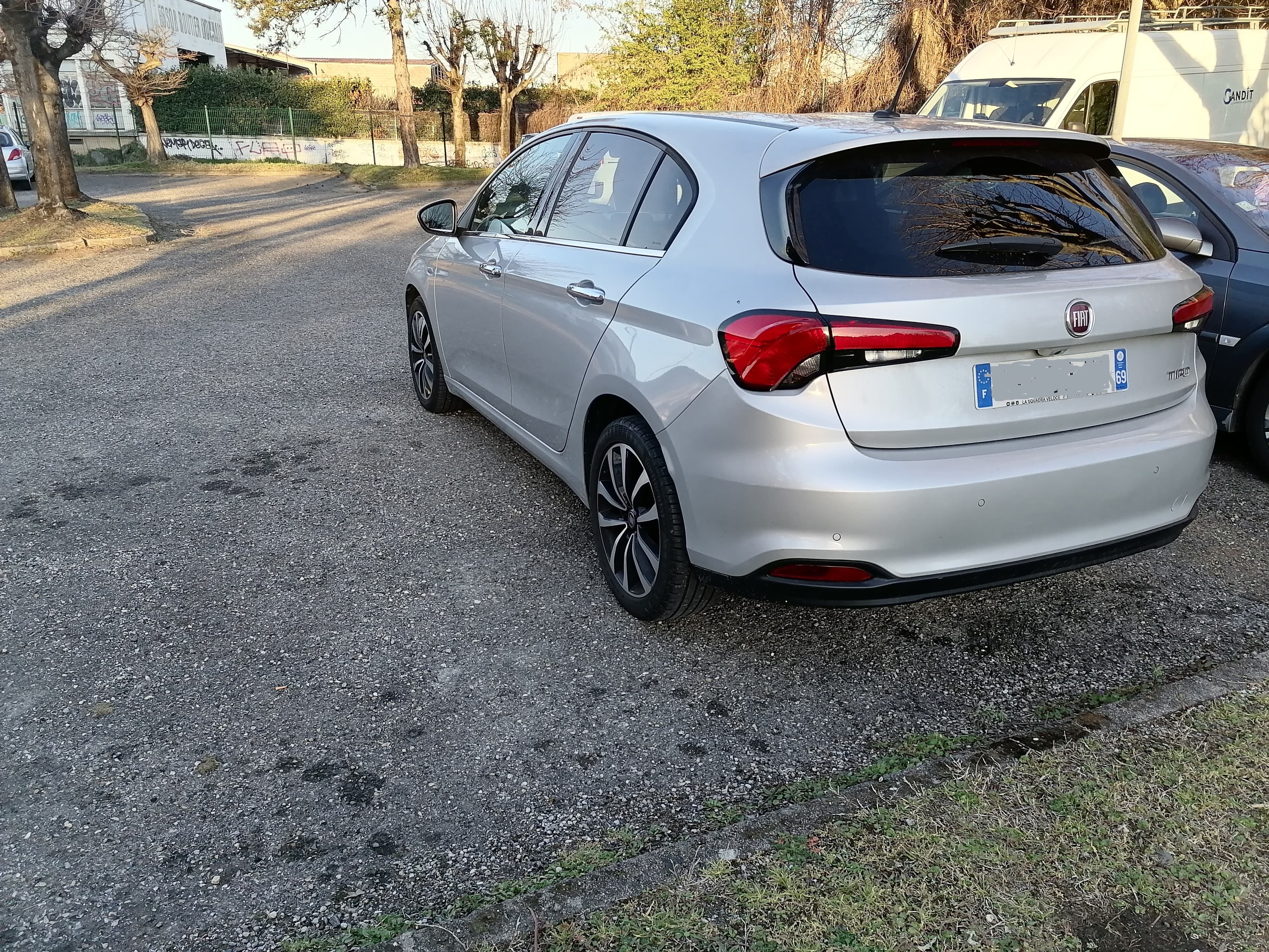 Fiat Tipo Lounge 120ch (2017) avec Caméra de recul