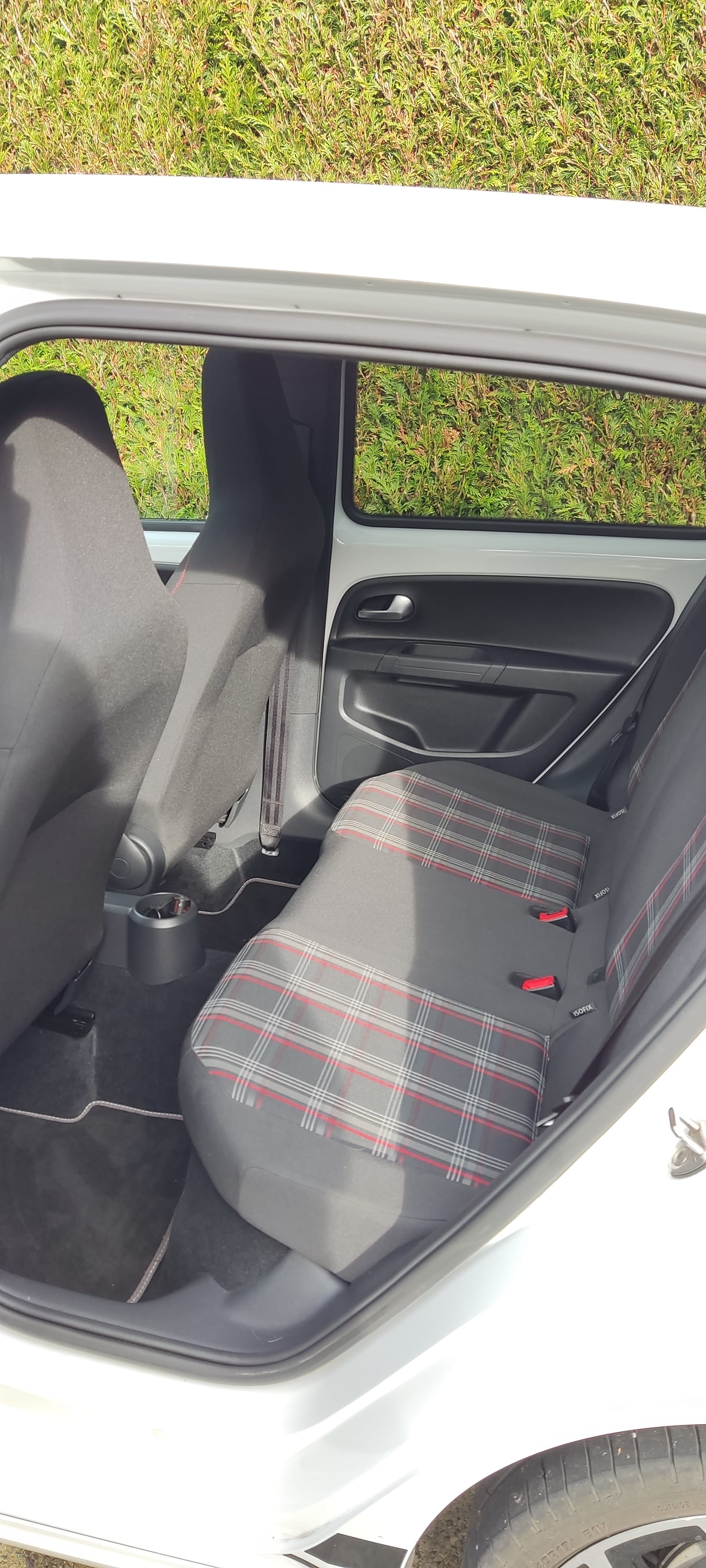 Volkswagen Up! GTI 5 portes toute équipée avec Entrée audio / iPod