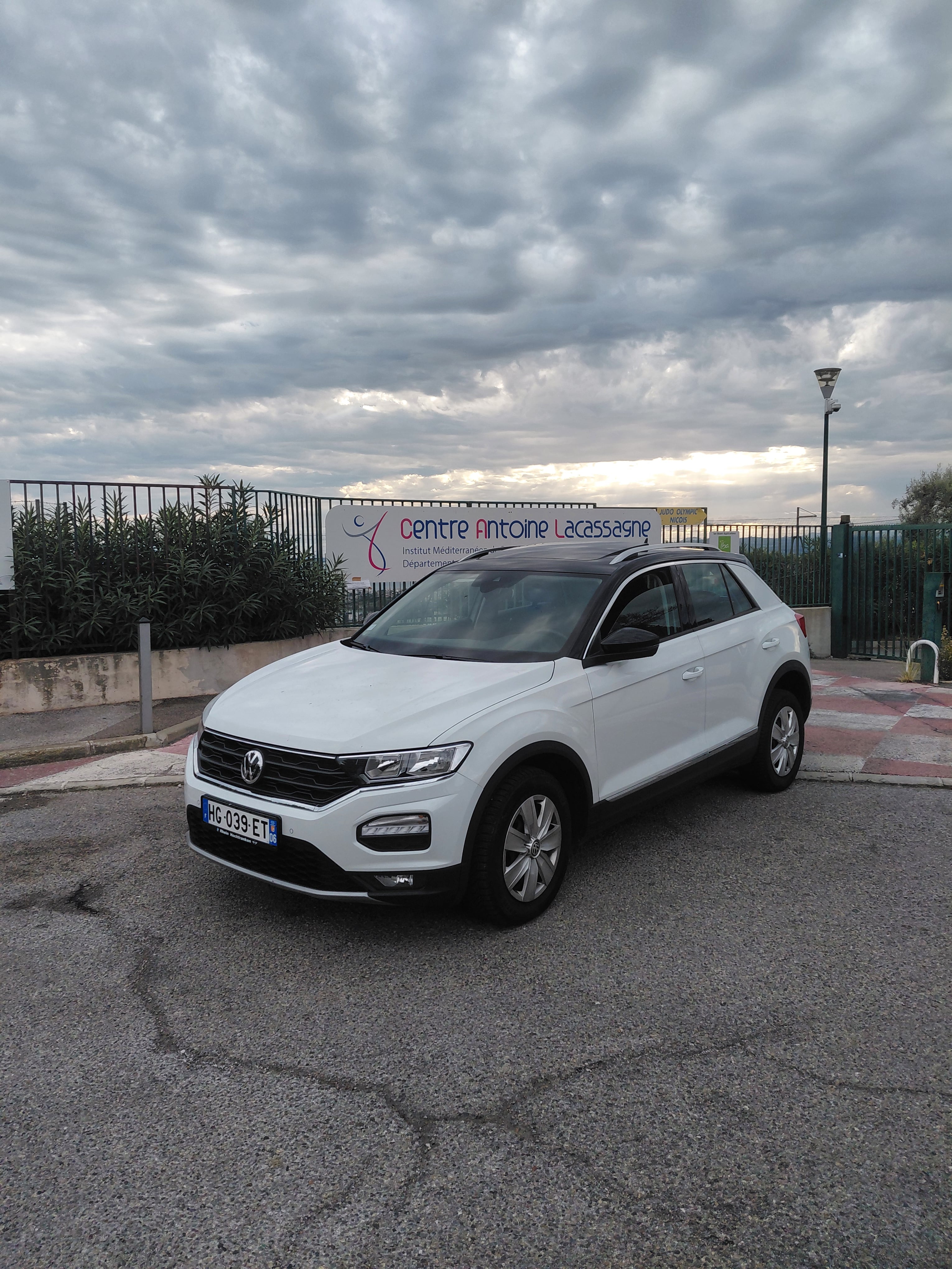 Volkswagen T-Roc, 2018, Essence 98