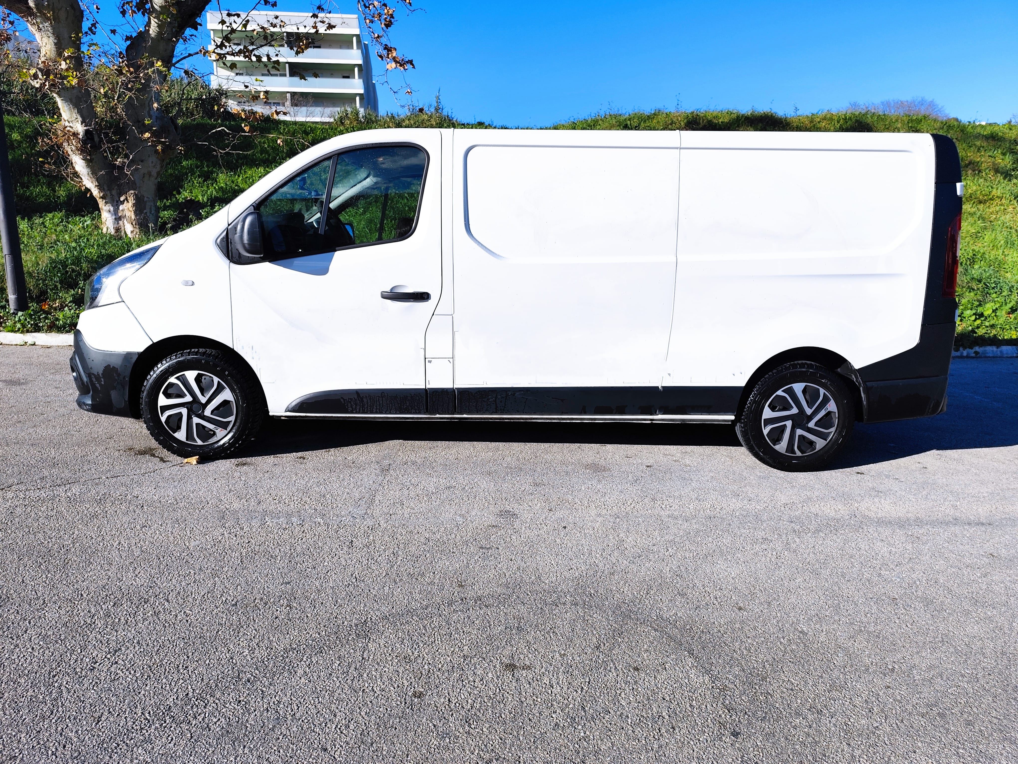 Renault Trafic Renault Trafic L2H1 Climatisé 3 Places 7m3 met Airco