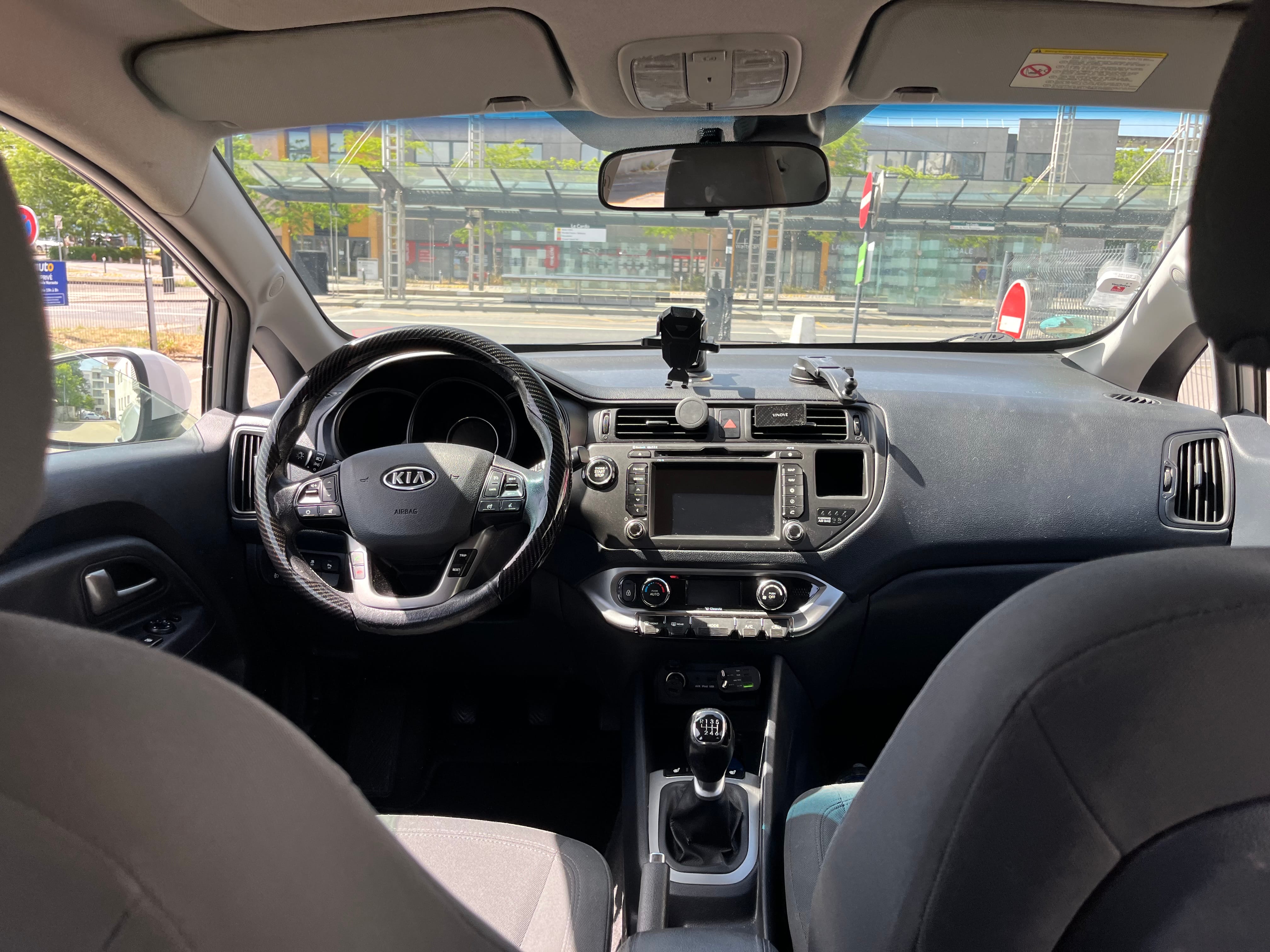 Kia Rio 1.4 CRDI avec Régulateur de vitesse