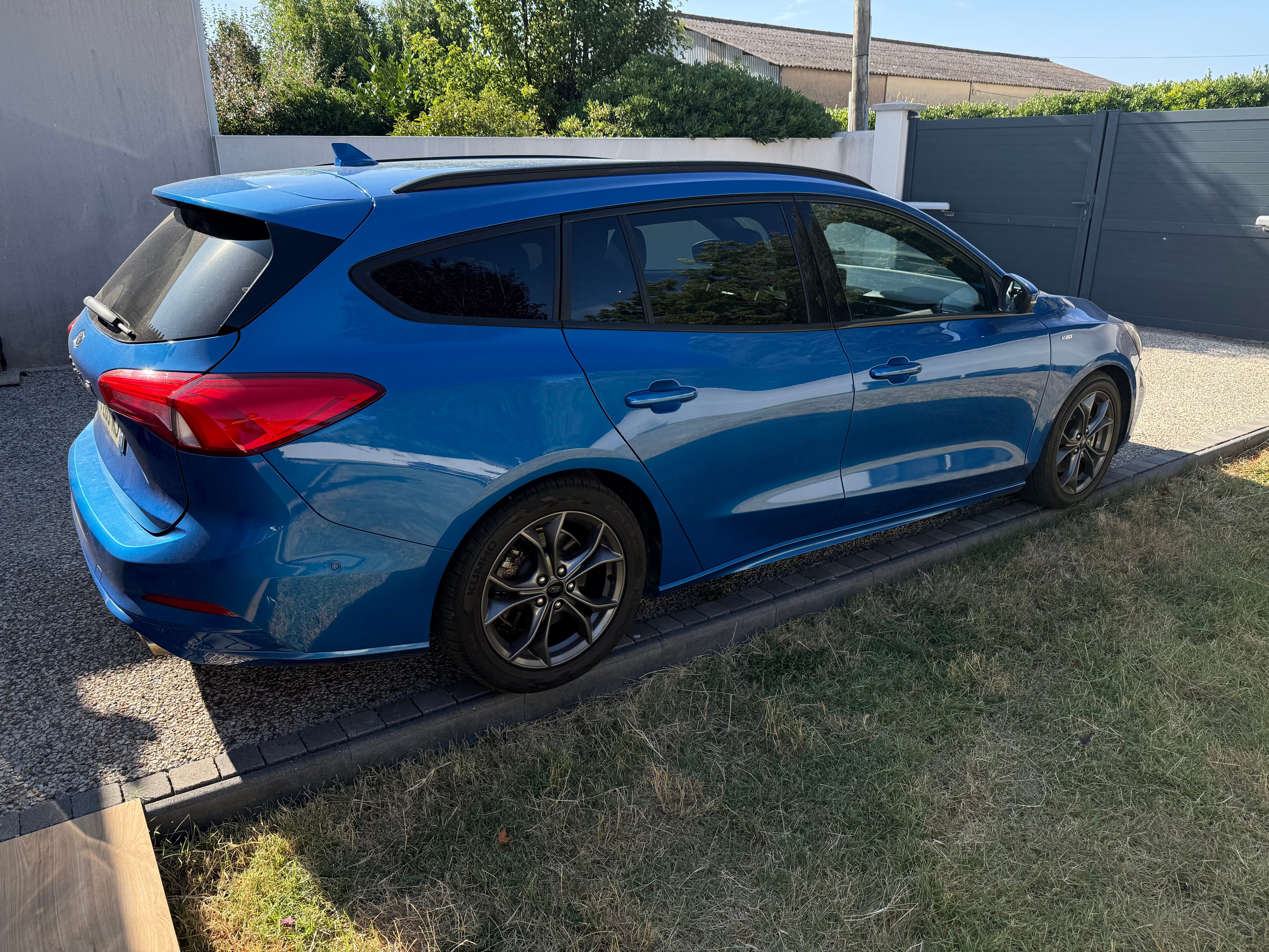 Ford Focus SW 2.0 ecoblue avec Caméra de recul