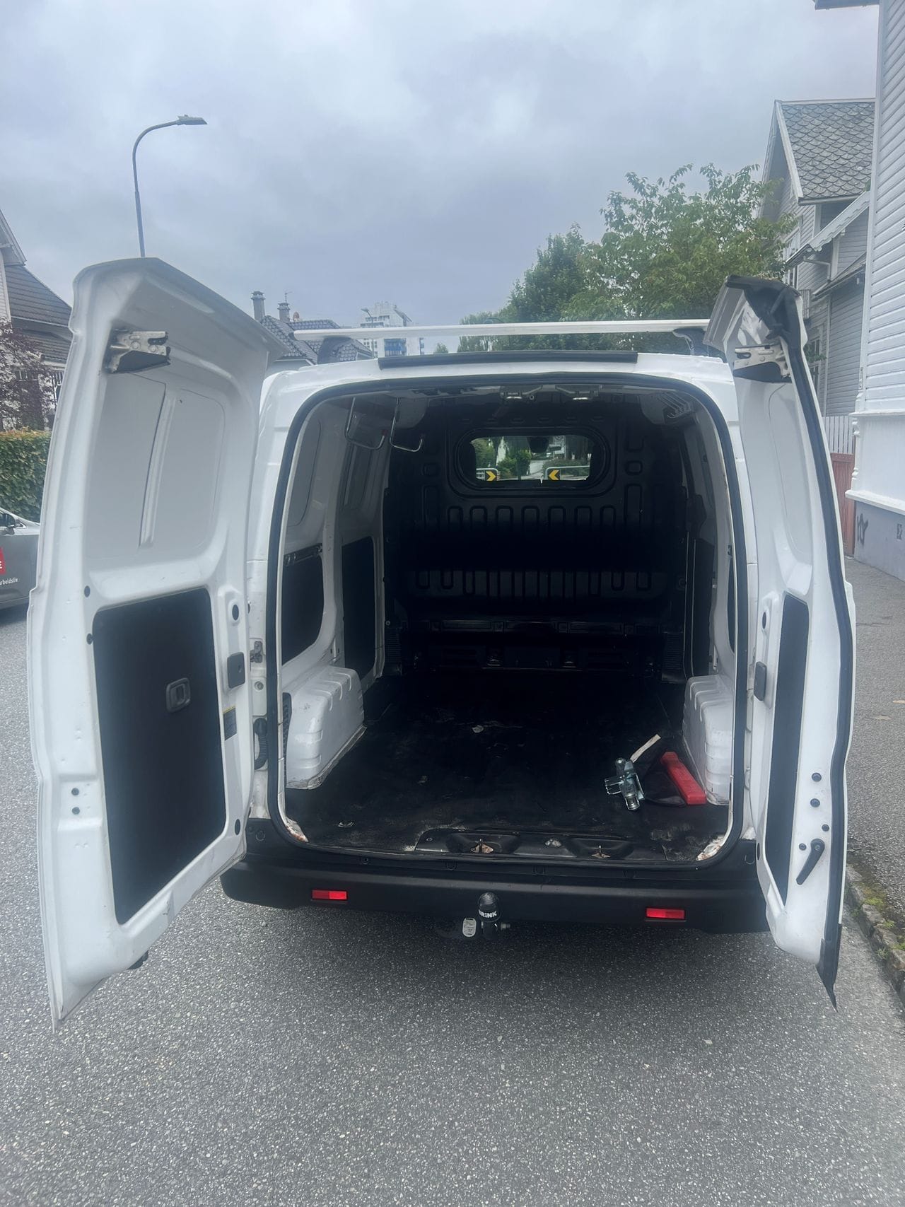 Nissan e-NV200 Varebil med Lydinngang