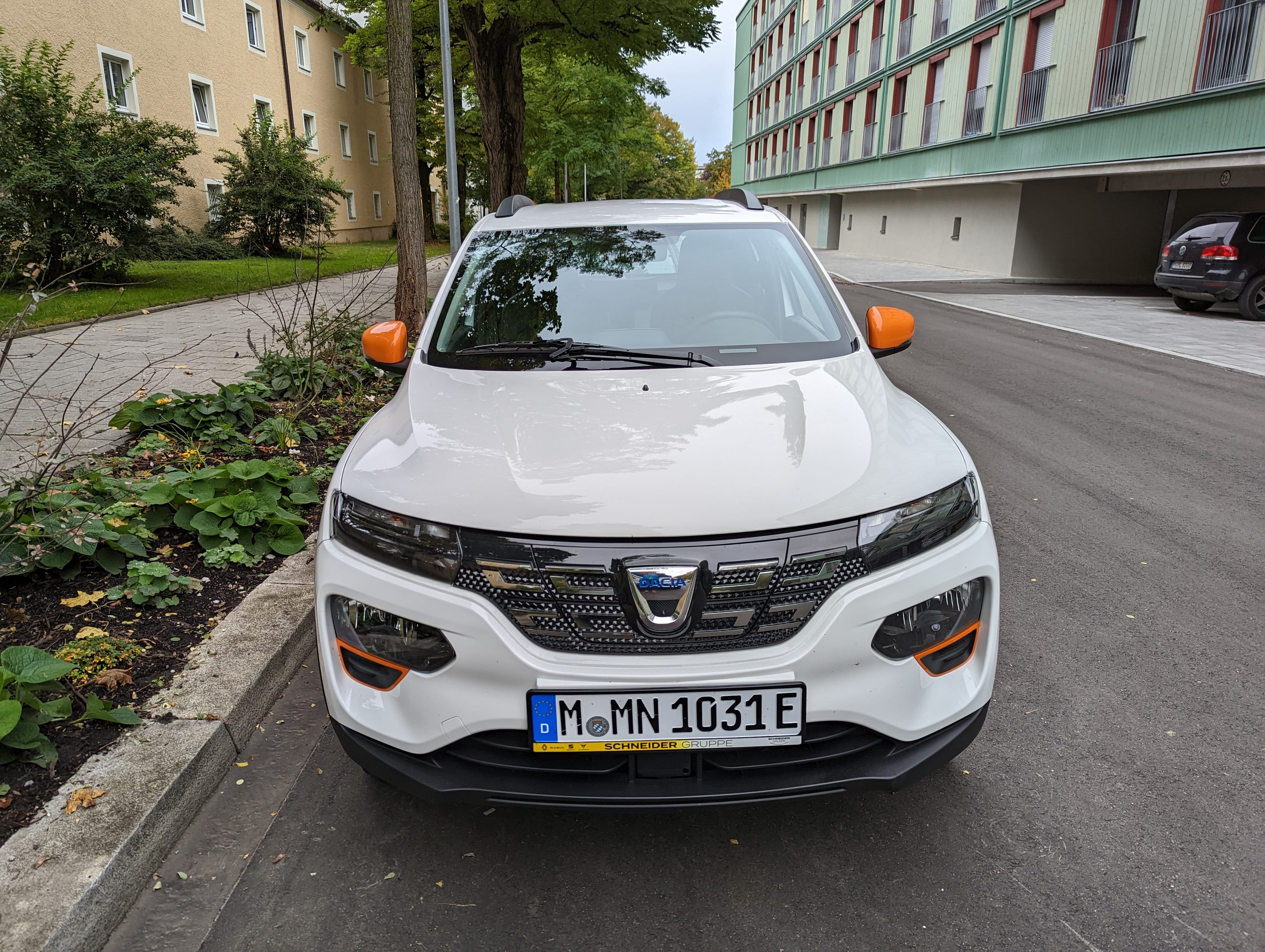 Dacia Spring Comfort Plus Elektro Öko mit Apple CarPlay
