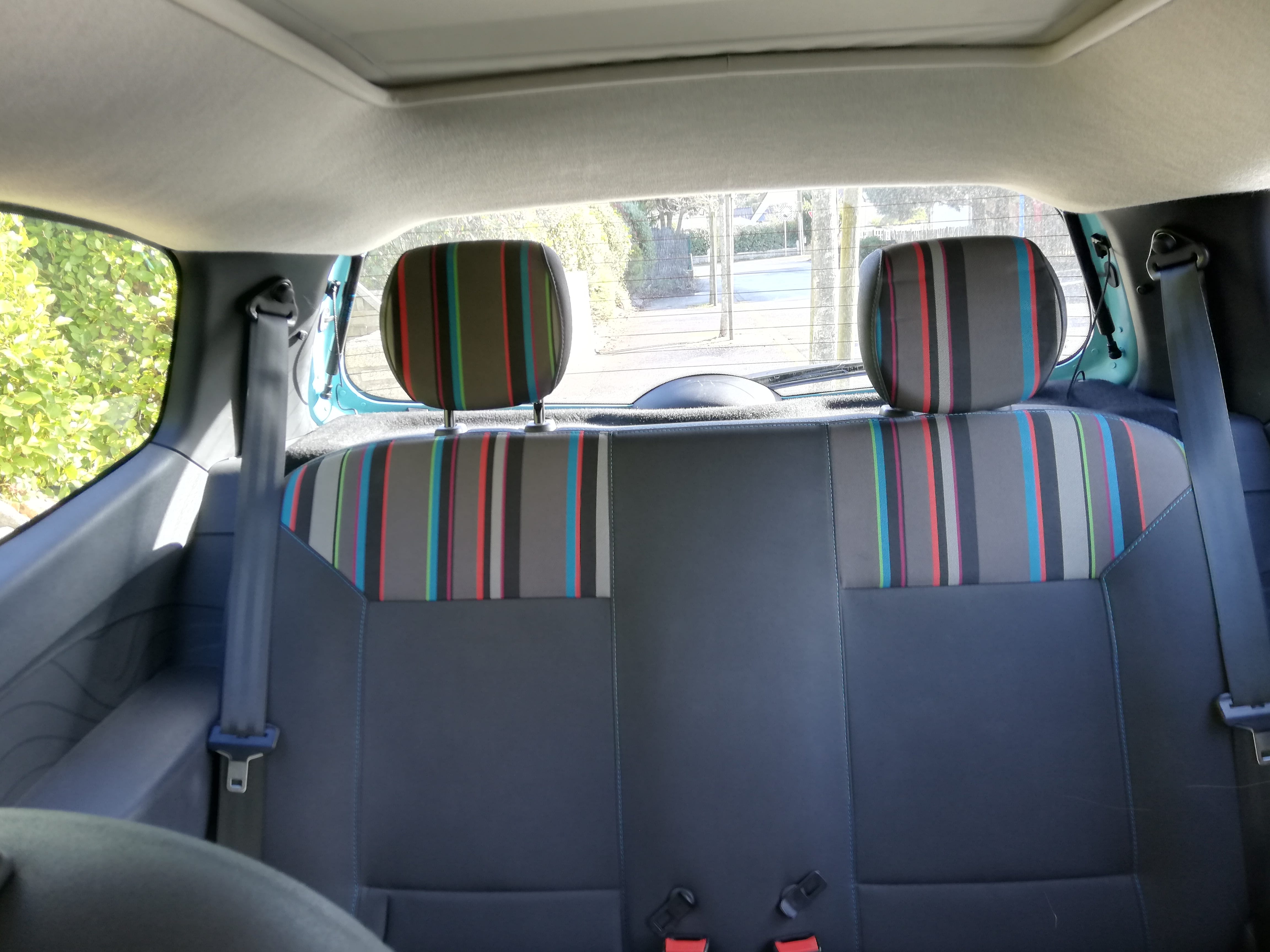 Renault Twingo Version Summertime avec Entrée audio / iPod