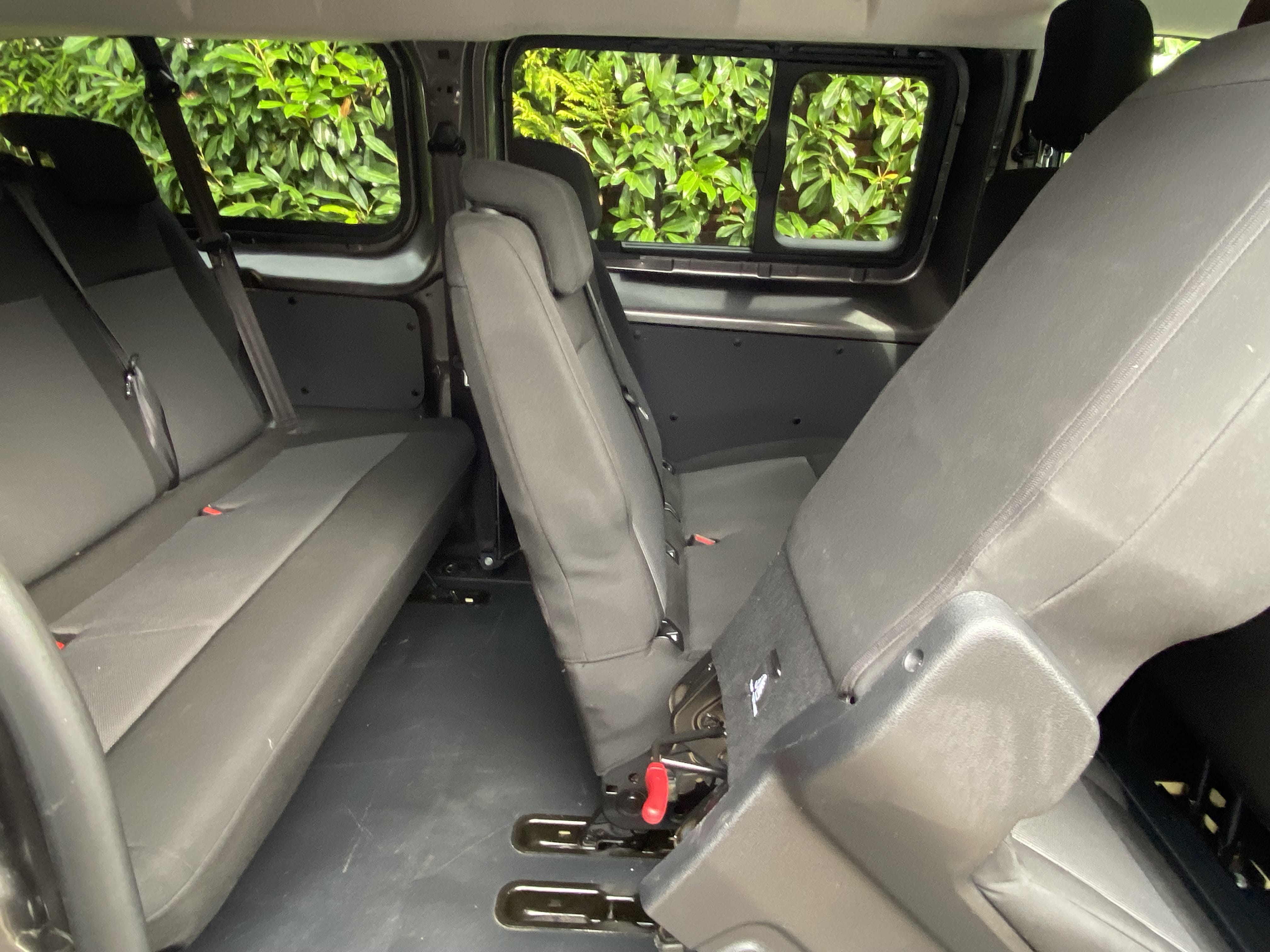 Opel Vivaro Combi avec Audio Bluetooth