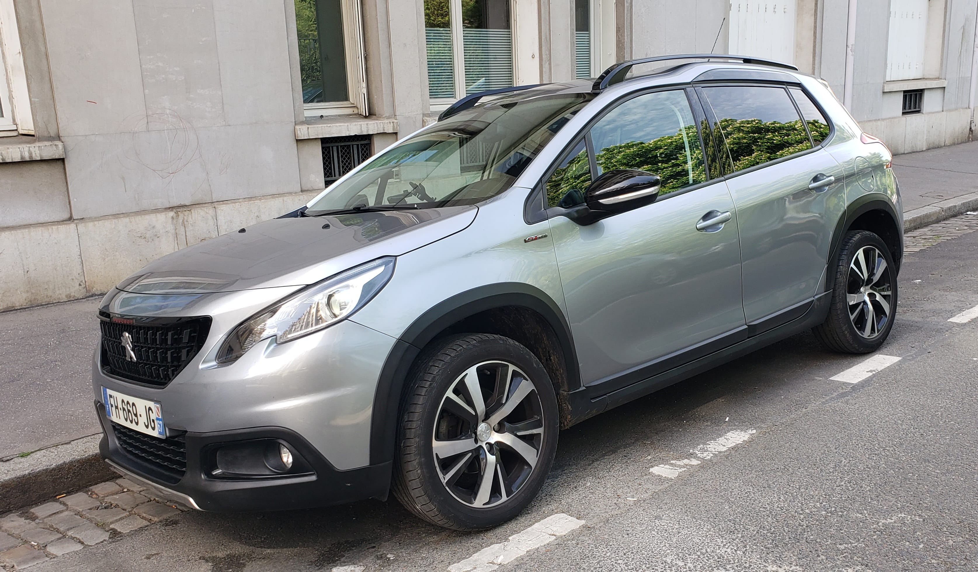 Peugeot 2008, 2019, Essence 98, automatique