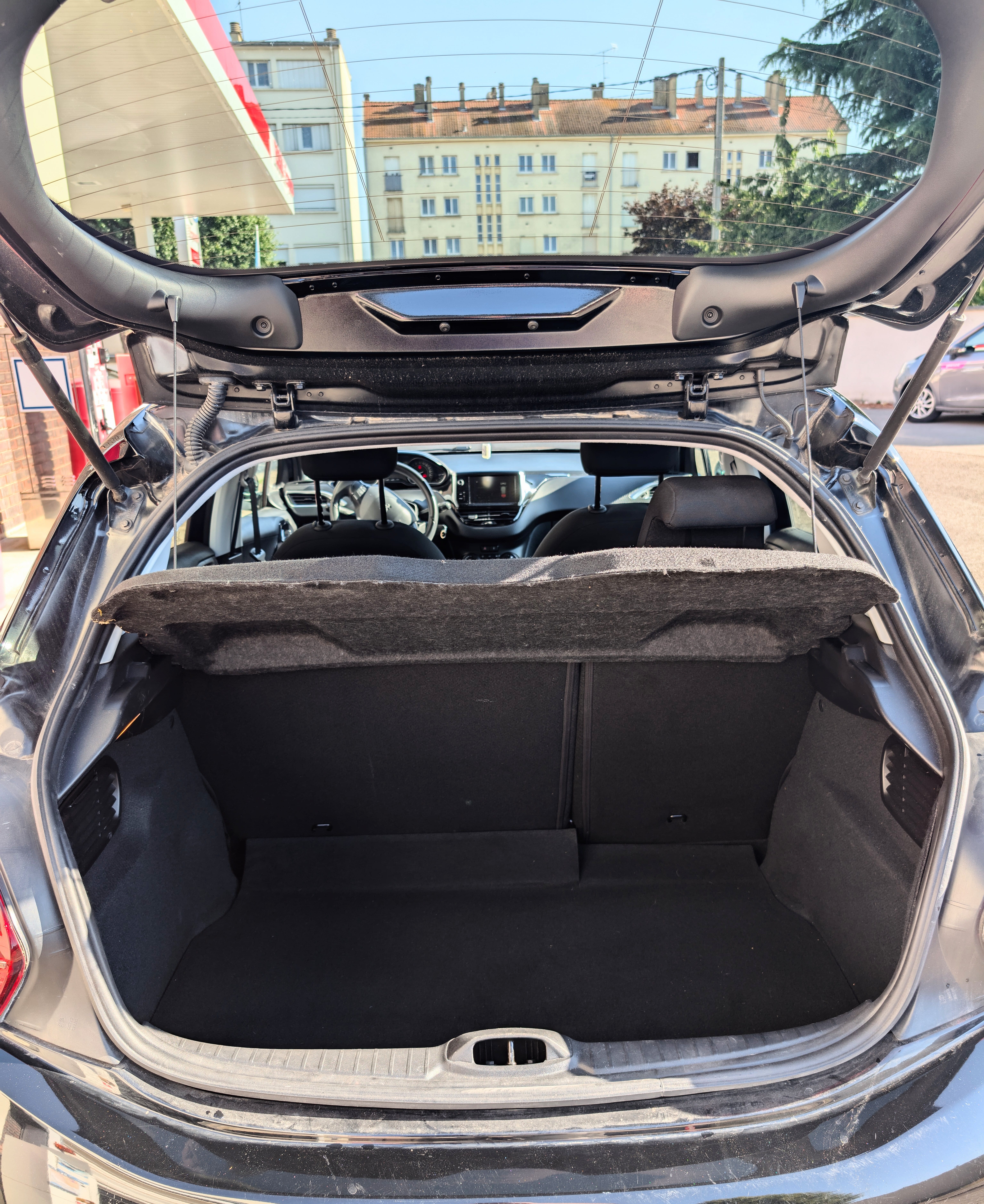Peugeot 208 avec Régulateur de vitesse