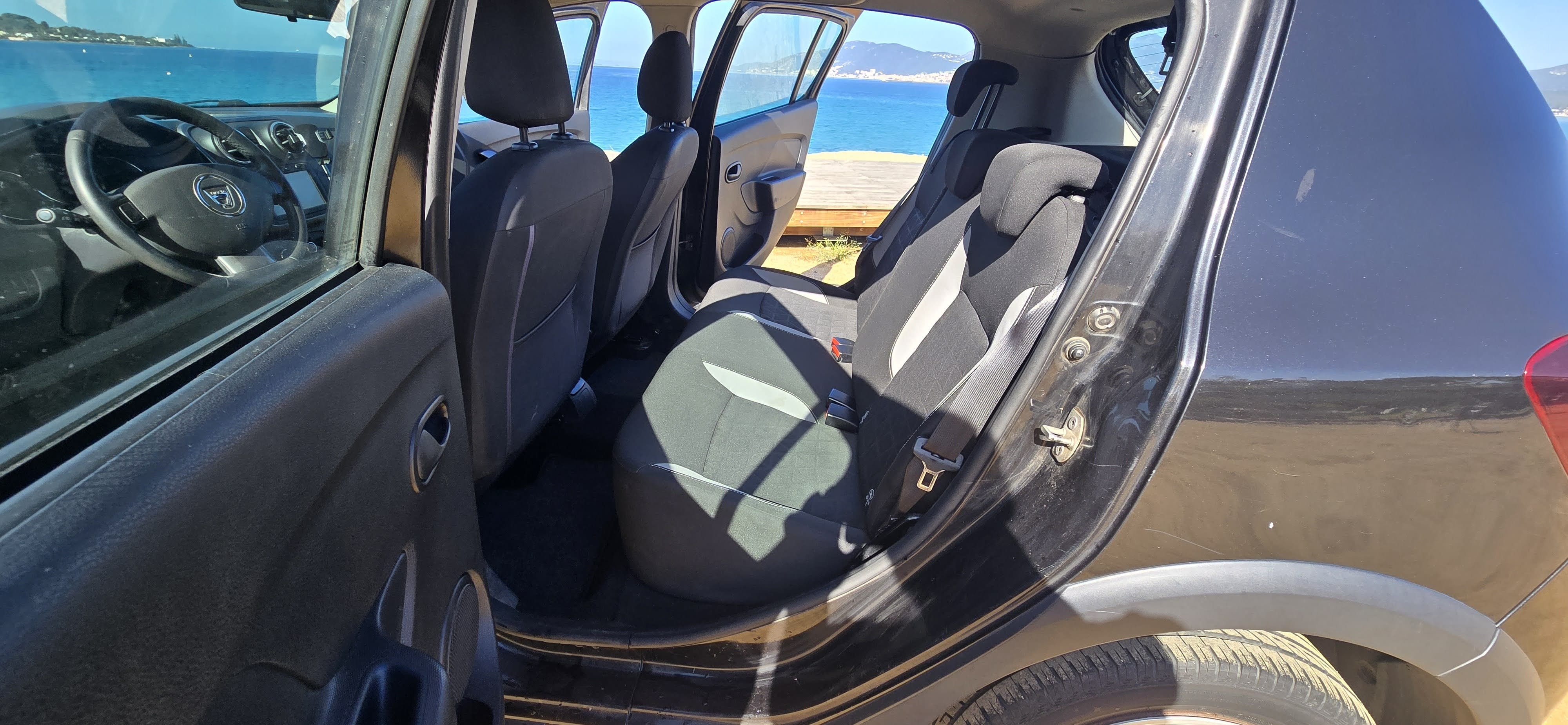 Dacia Sandero Stepway 90CV Turbo with Car radio