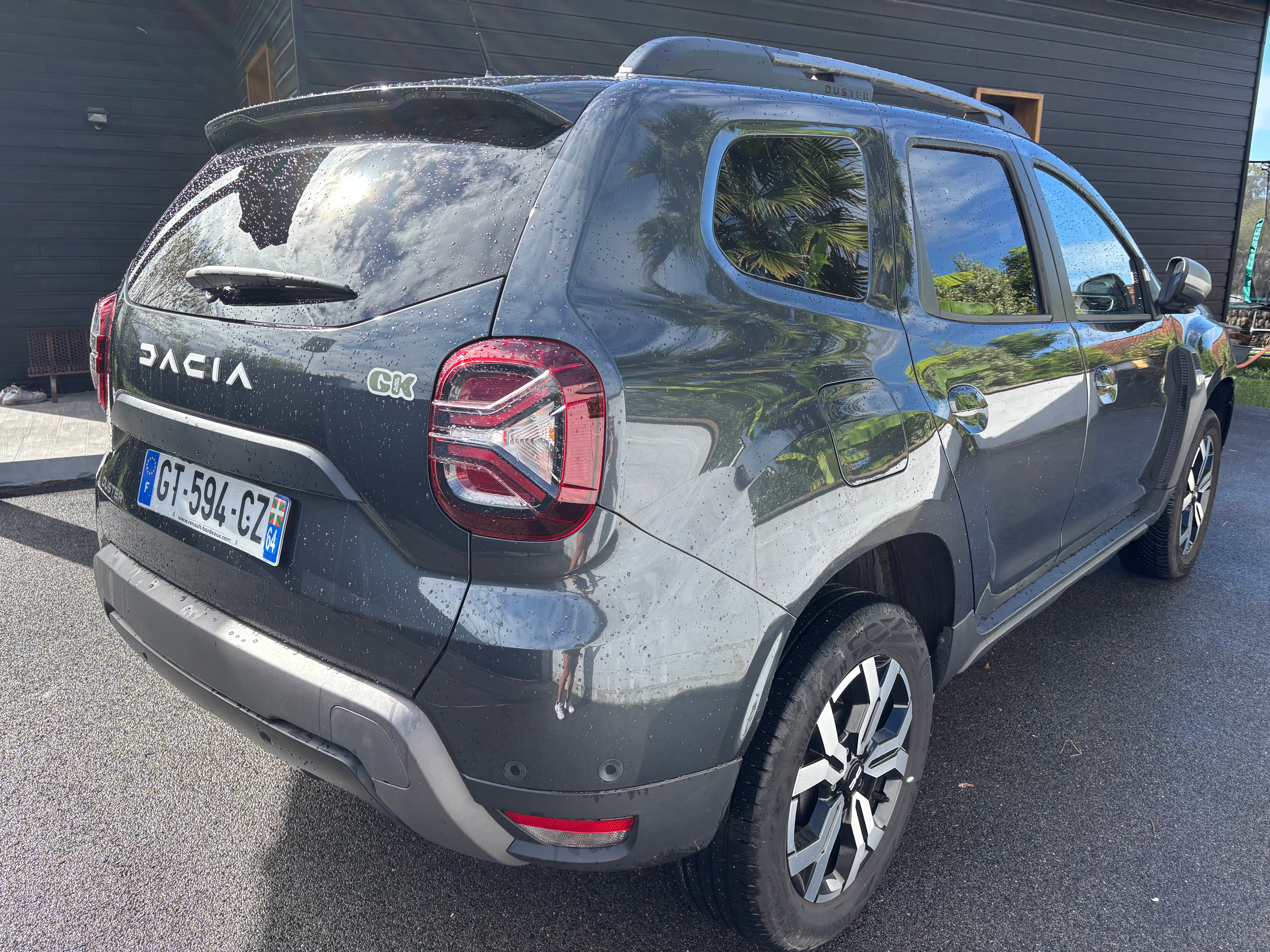 Dacia Duster avec Apple CarPlay