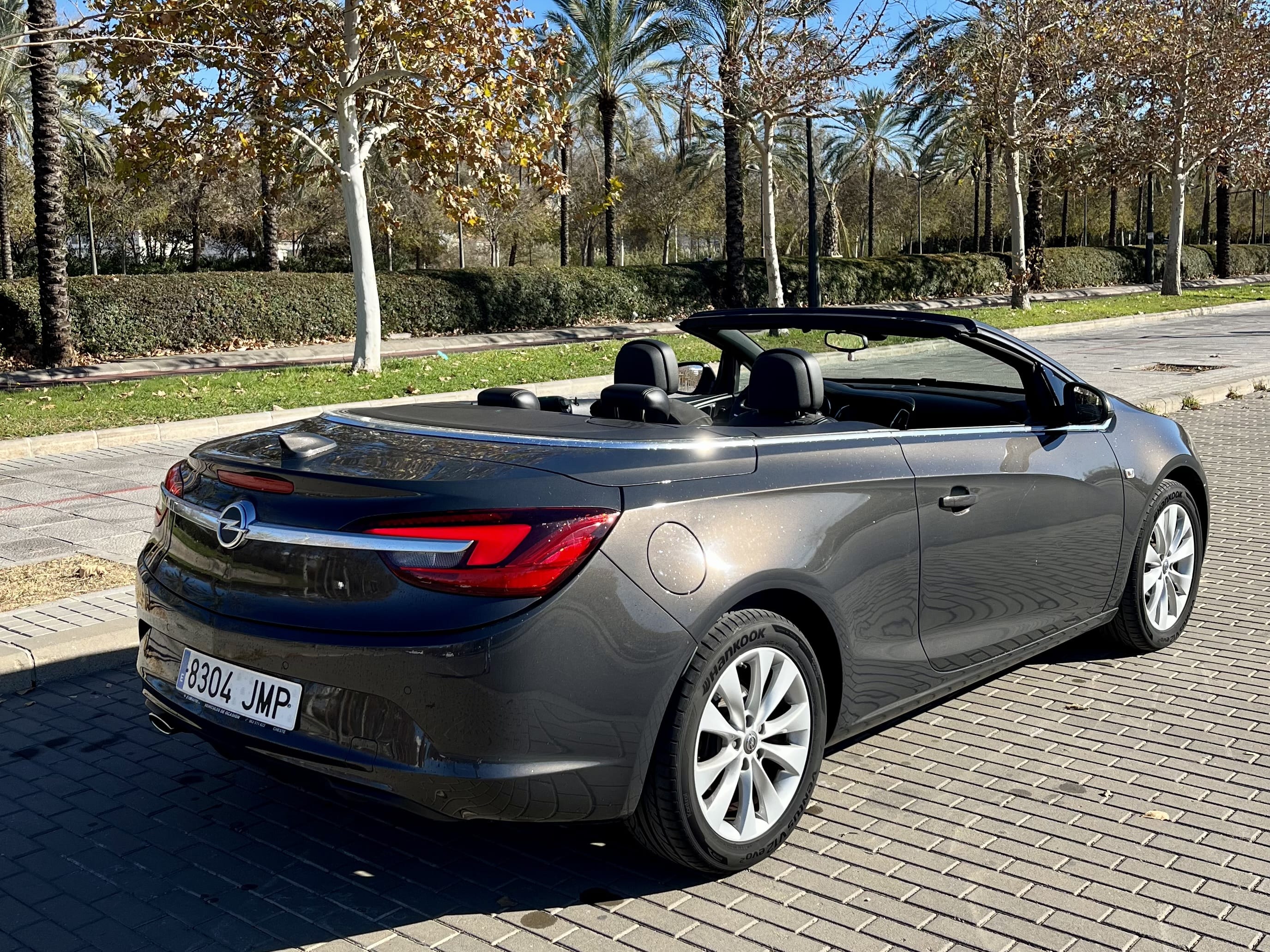 Opel Cascada with GPS