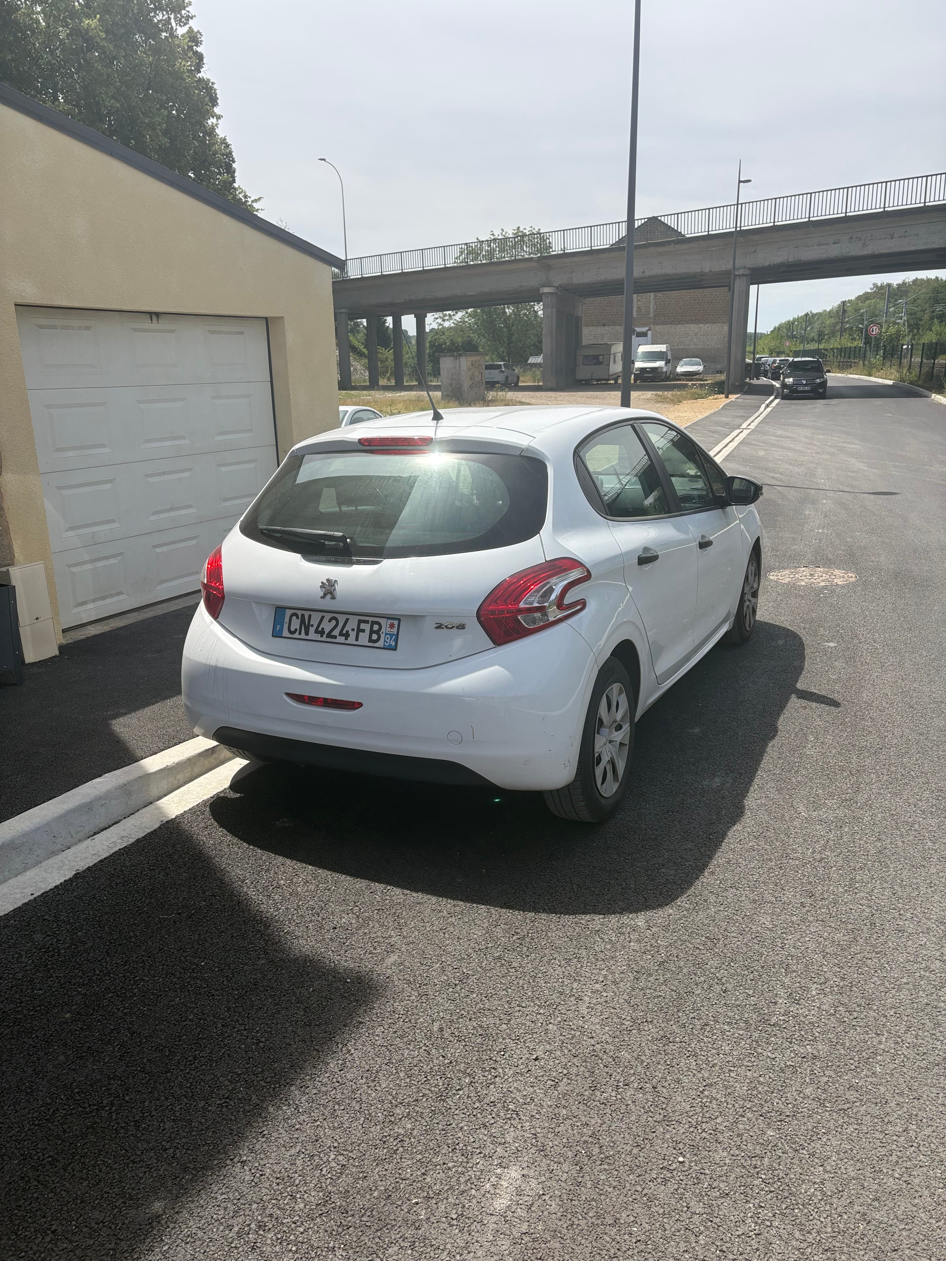 Peugeot 208 avec Climatisation