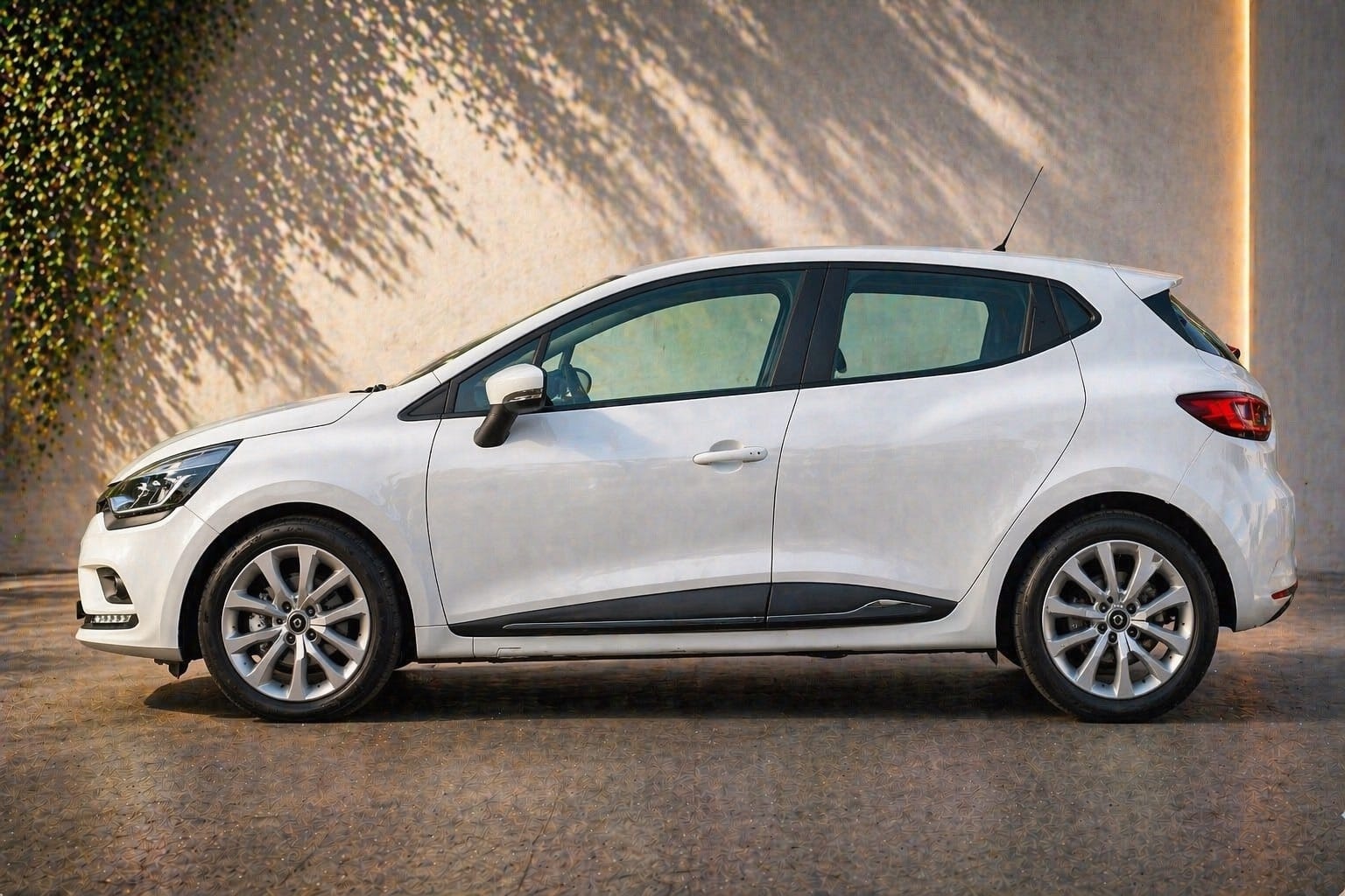 Renault Clio Phase IV 1.5 DCI 90 ENERGY BUSINESS ECO2 avec Climatisation
