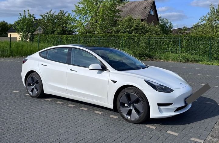 Tesla Model 3 avec Climatisation