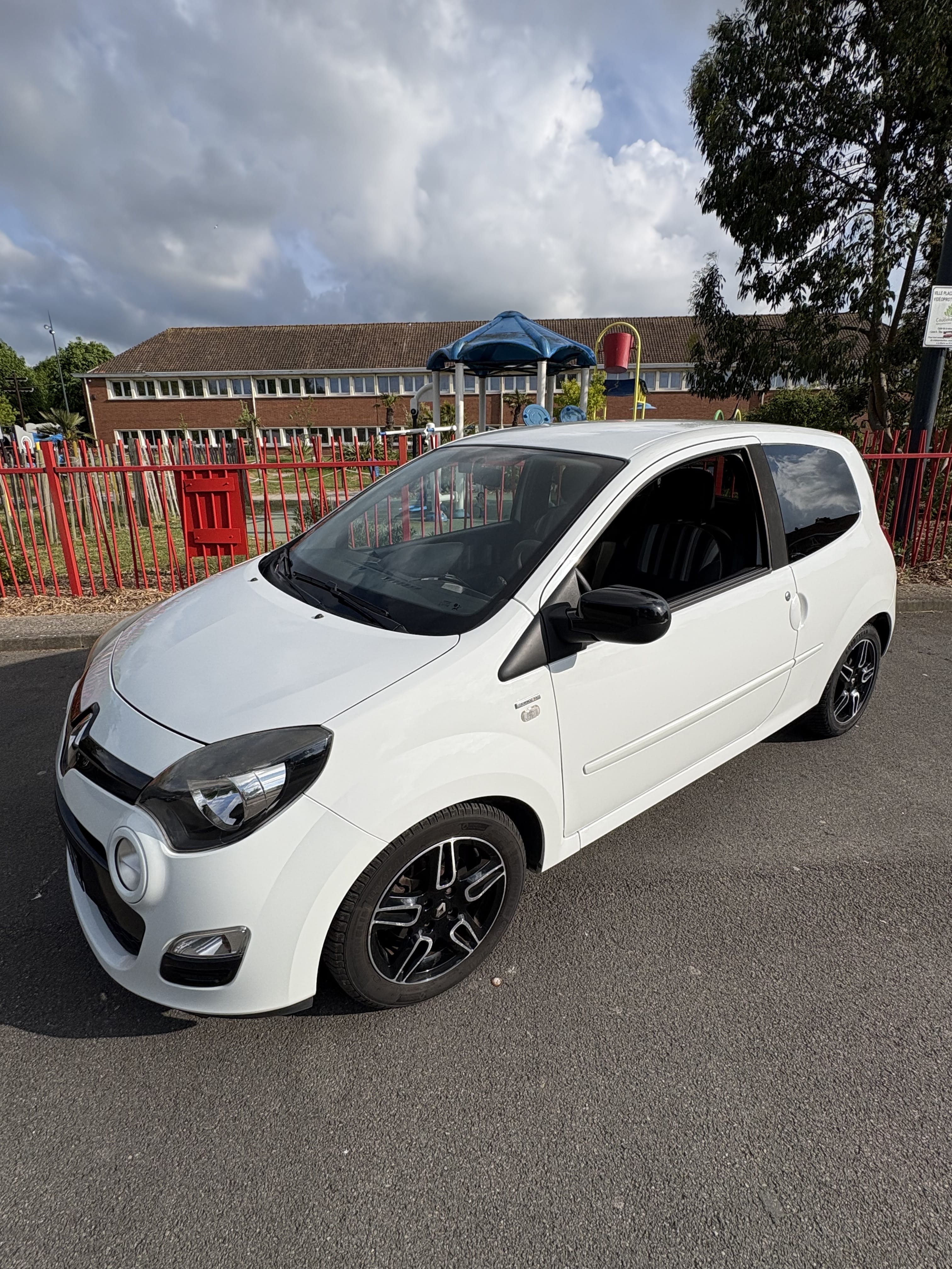 Renault Twingo II, 2013, Essence 95
