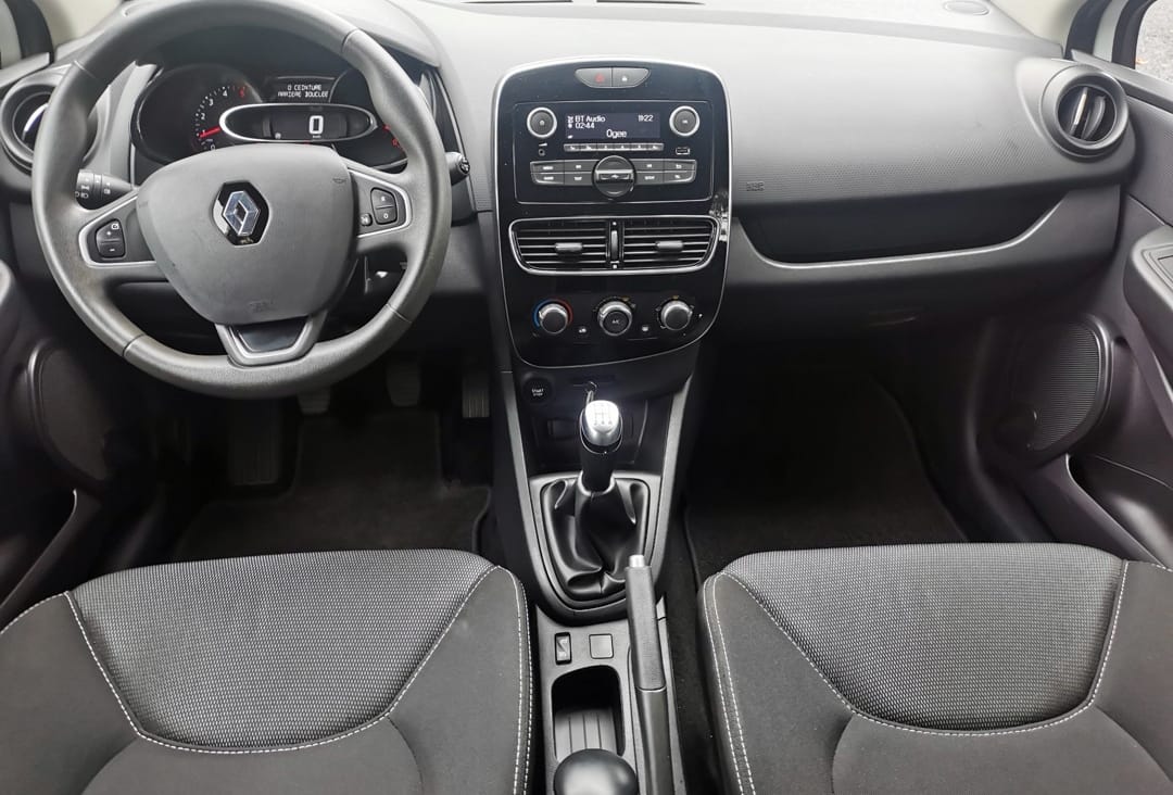 Renault Clio 1.5 dci 75cv spdc avec Entrée audio / iPod