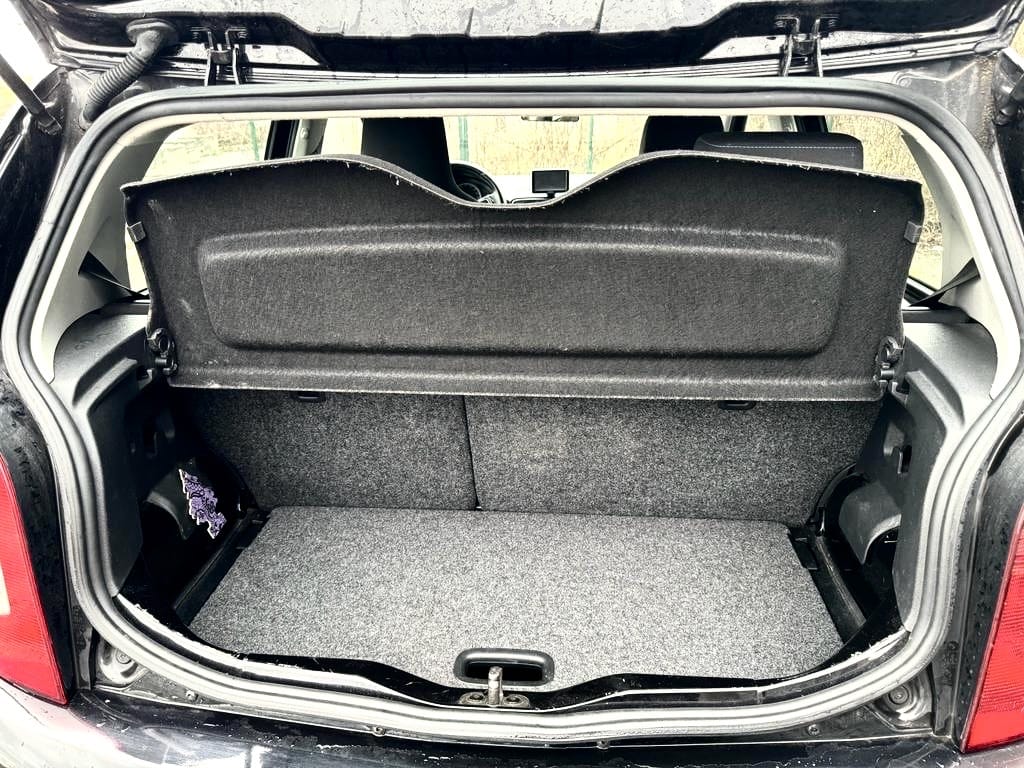 Volkswagen Up! avec Siège bébé