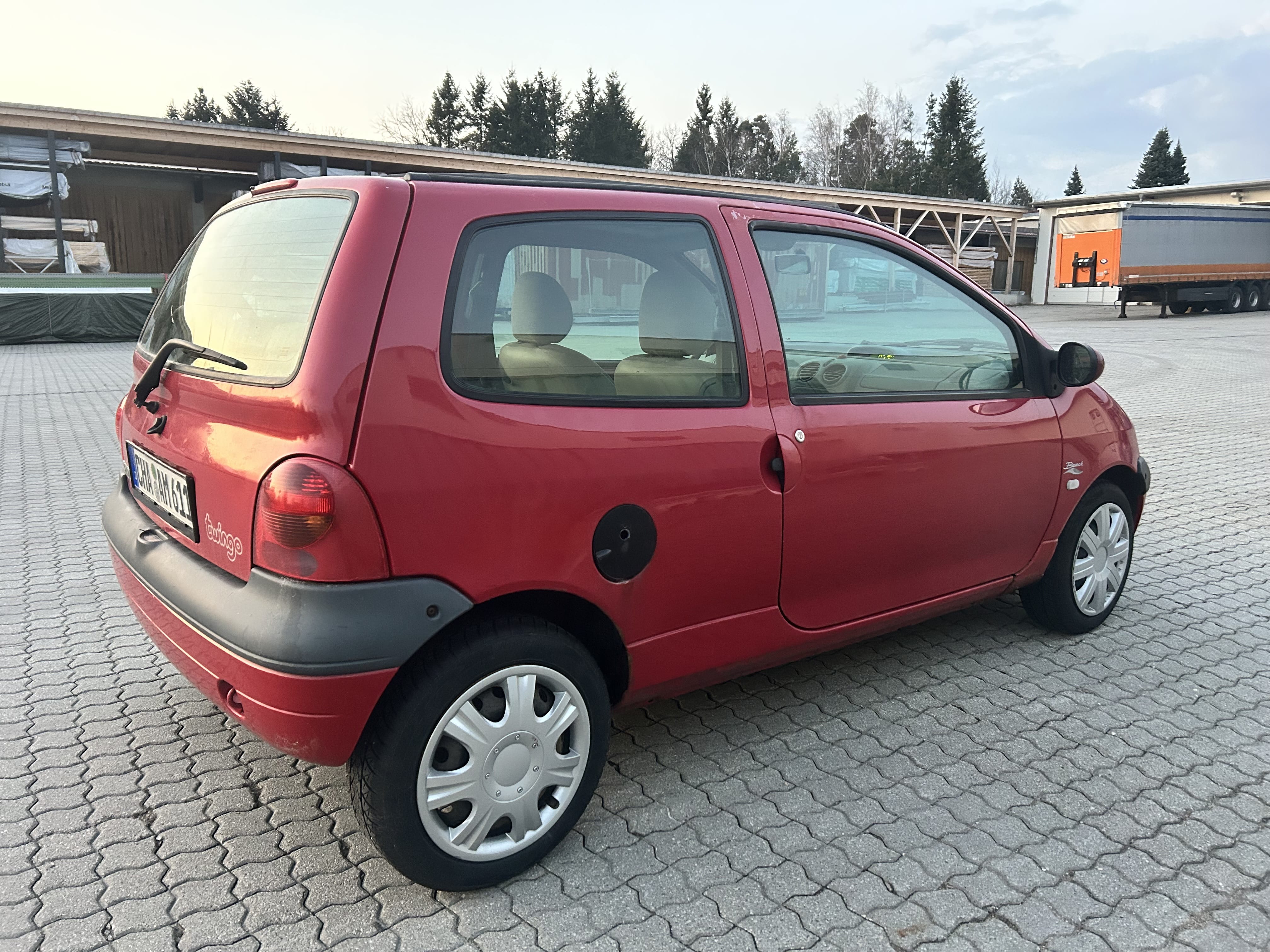 Renault Twingo mit Winterreifen