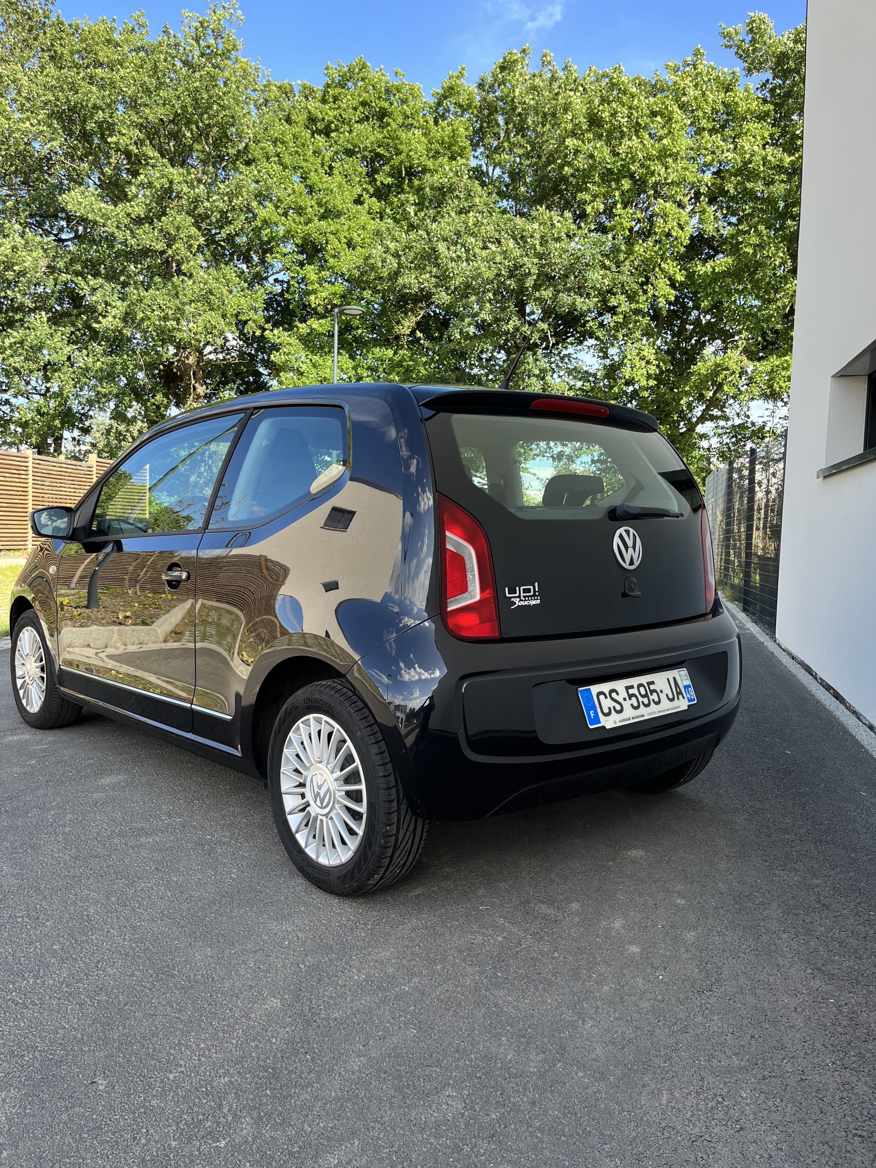 Volkswagen Up! avec GPS