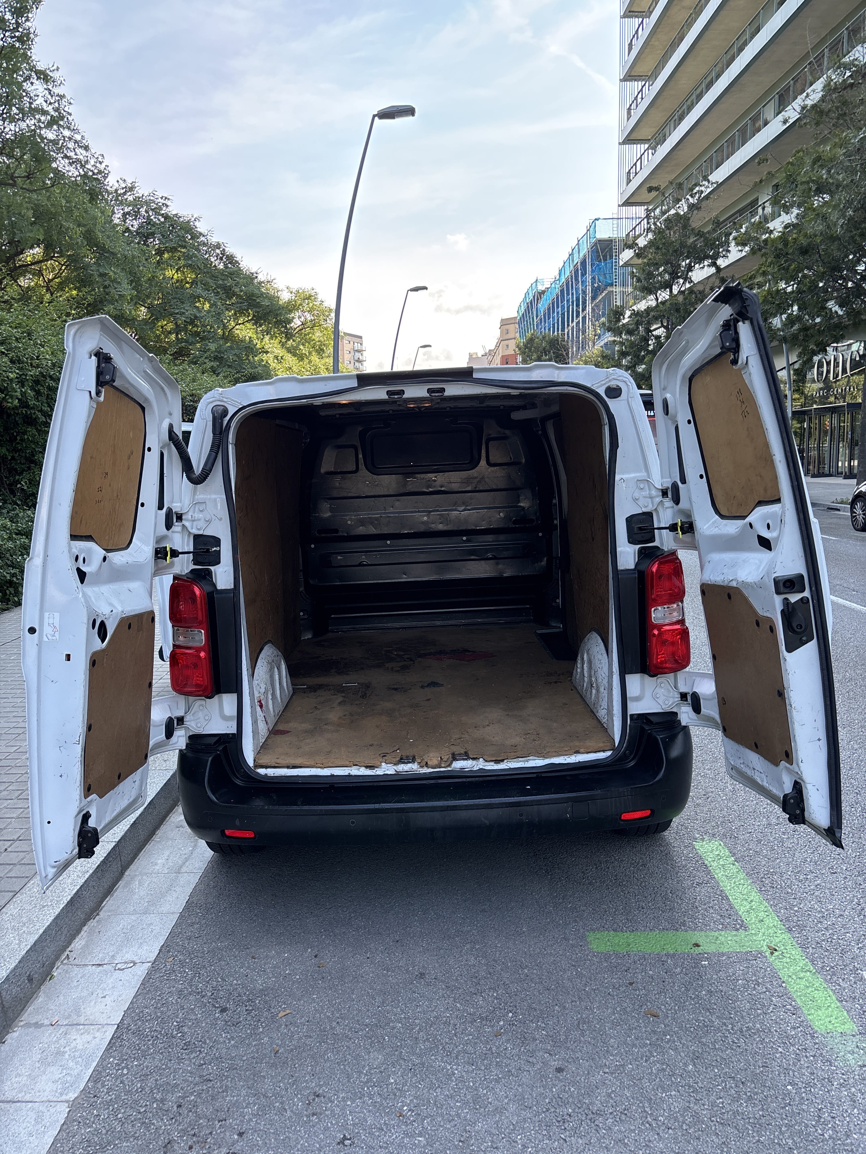 Opel Vivaro mit Android Auto