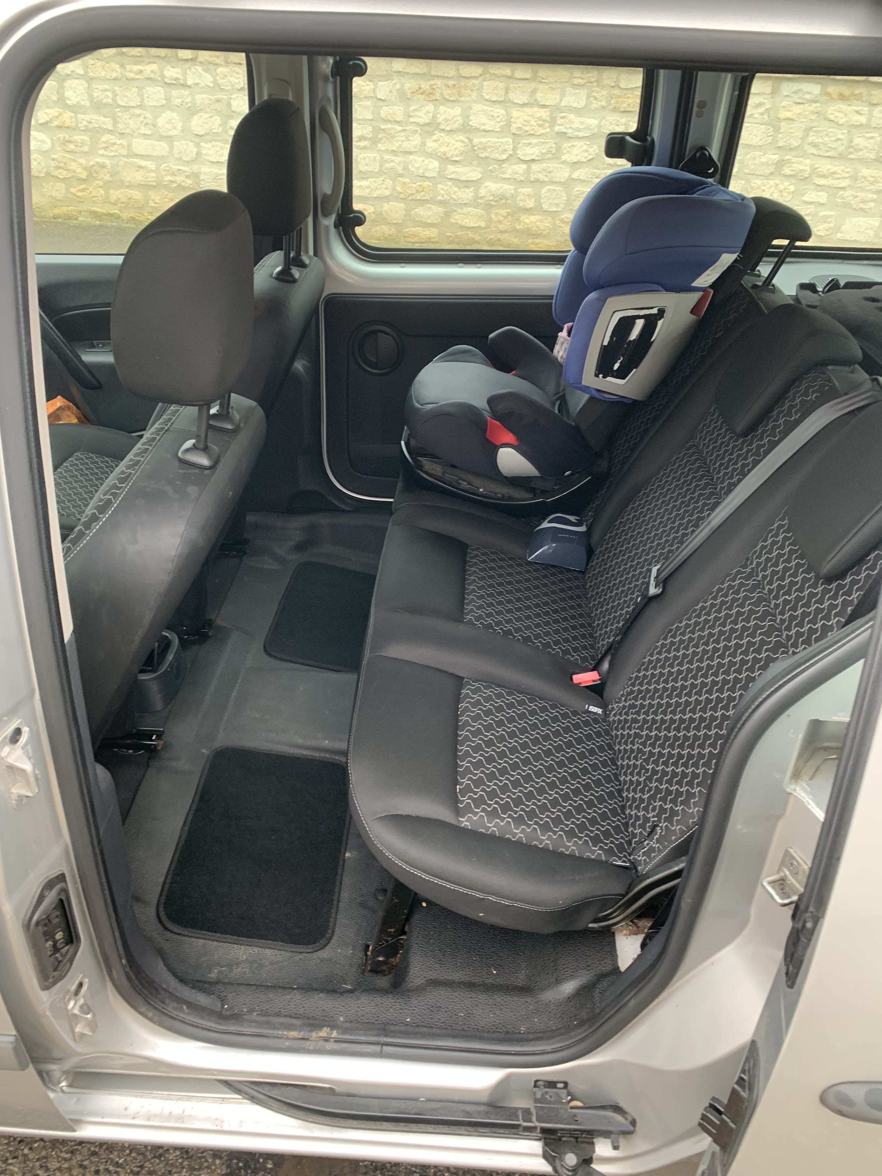 Renault Kangoo avec Chaines