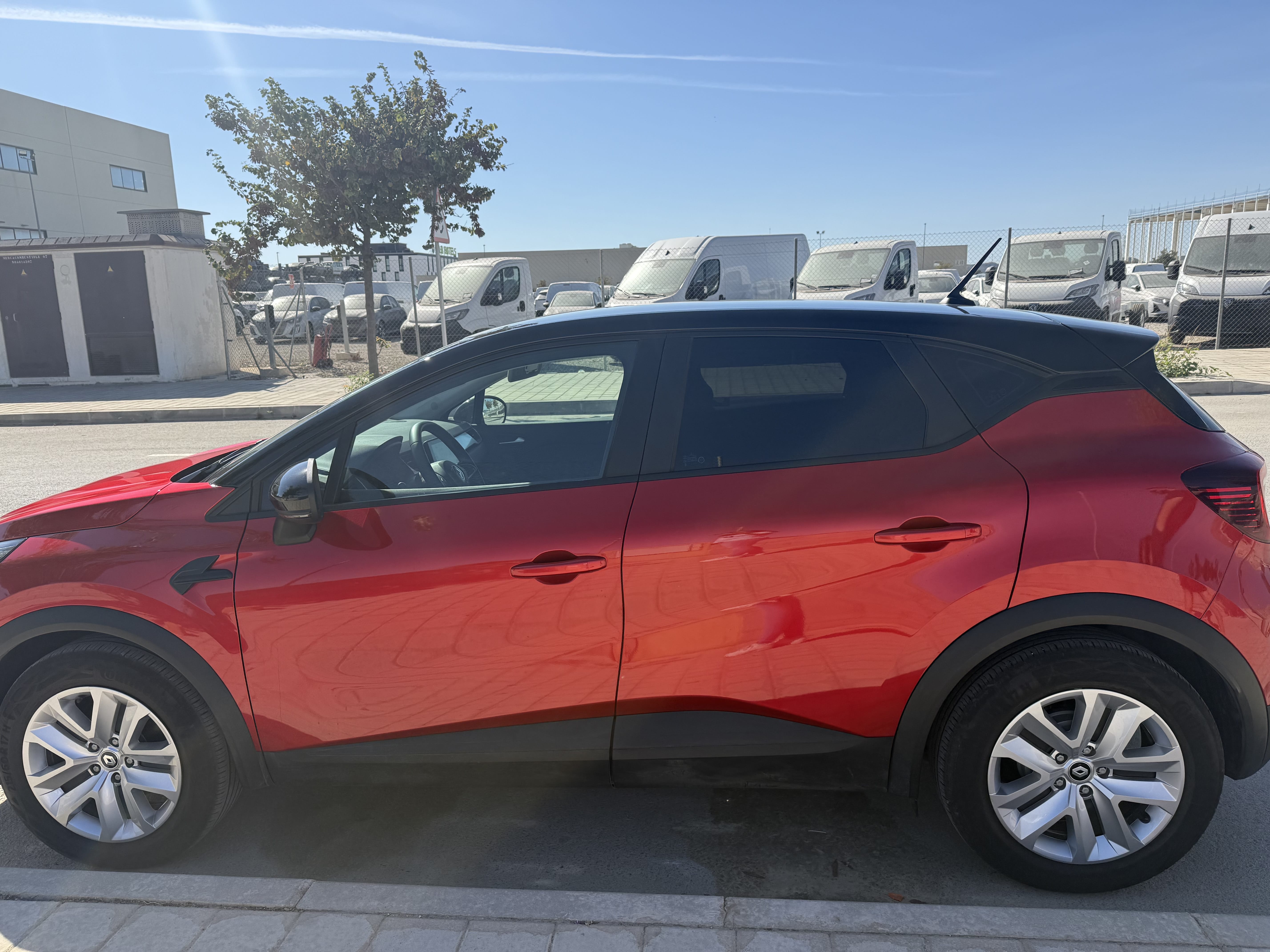 Renault Captur with Air conditioning