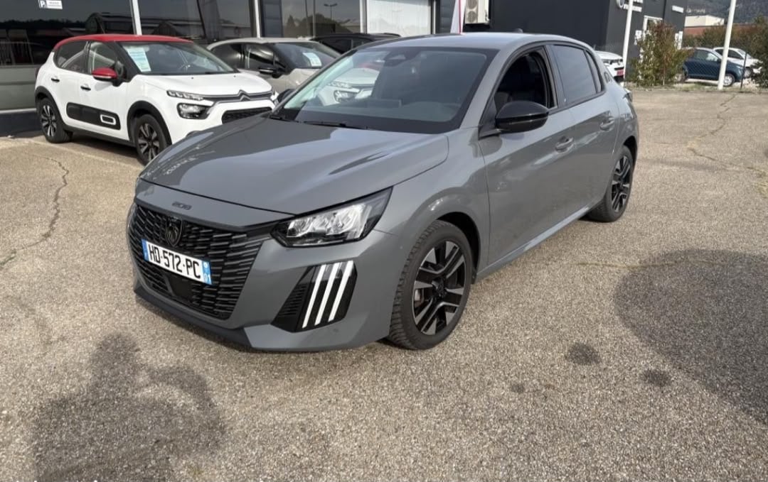 Peugeot 208, 2025, Essence 95