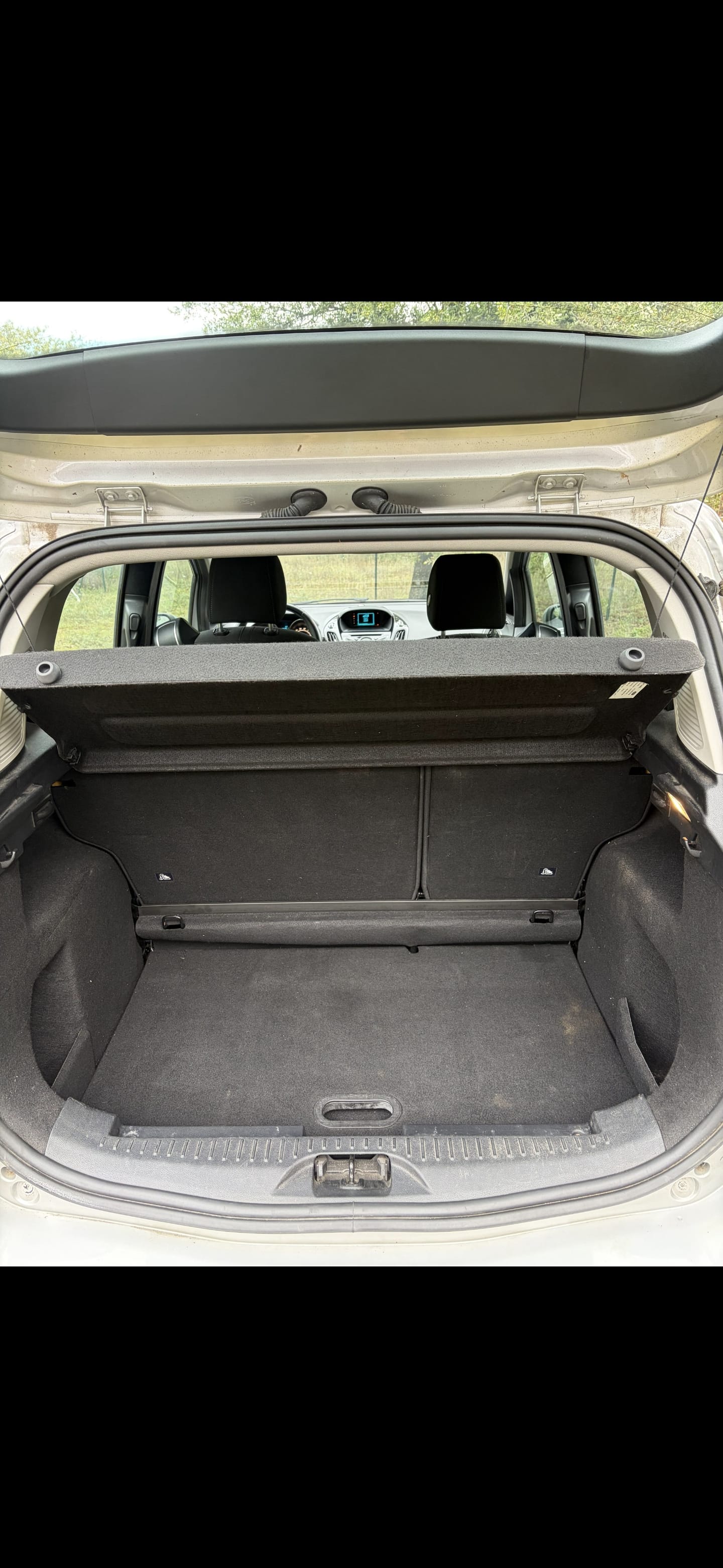 Ford B-Max avec Siège bébé