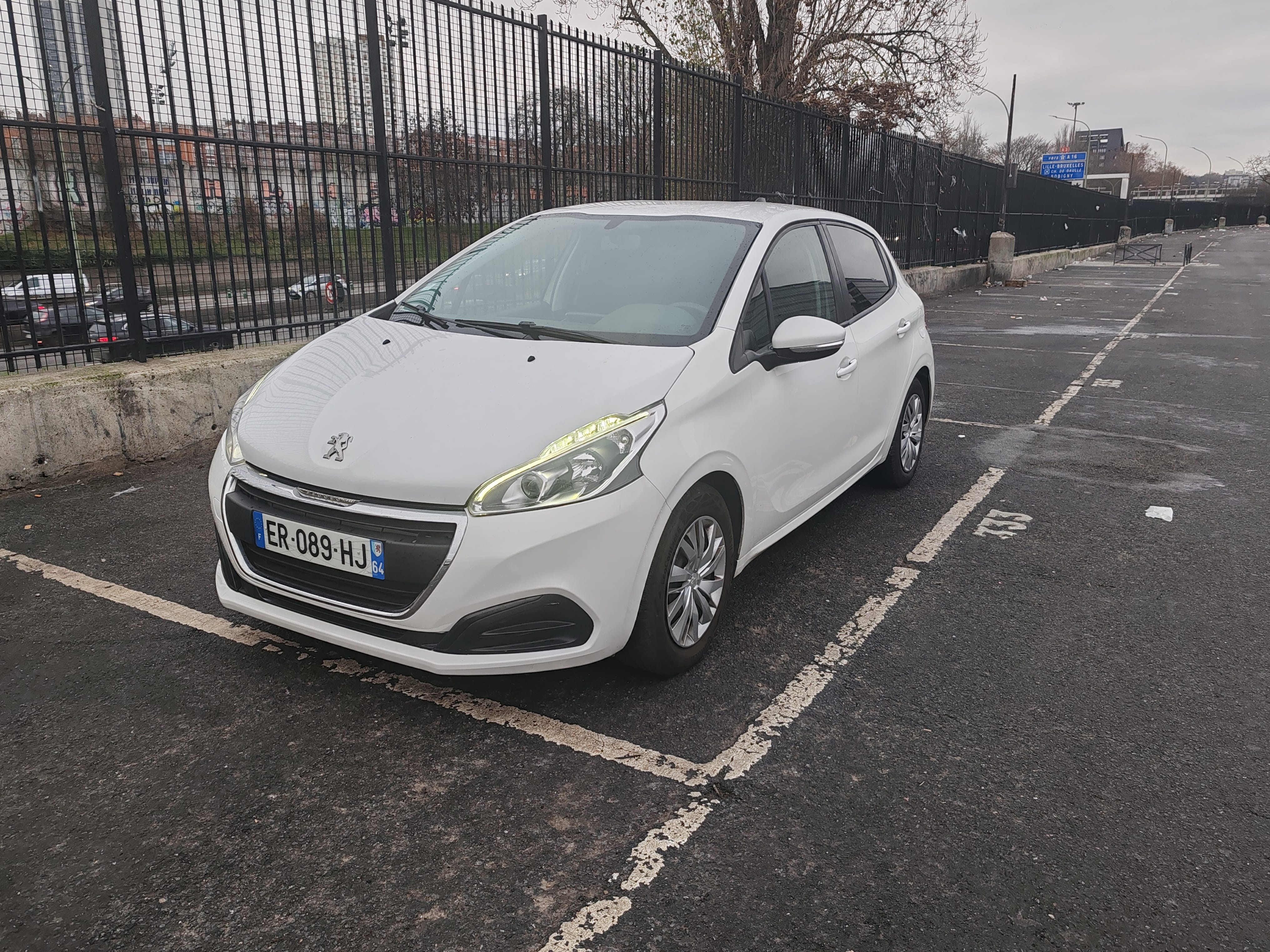 Peugeot 208, 2017, Diesel