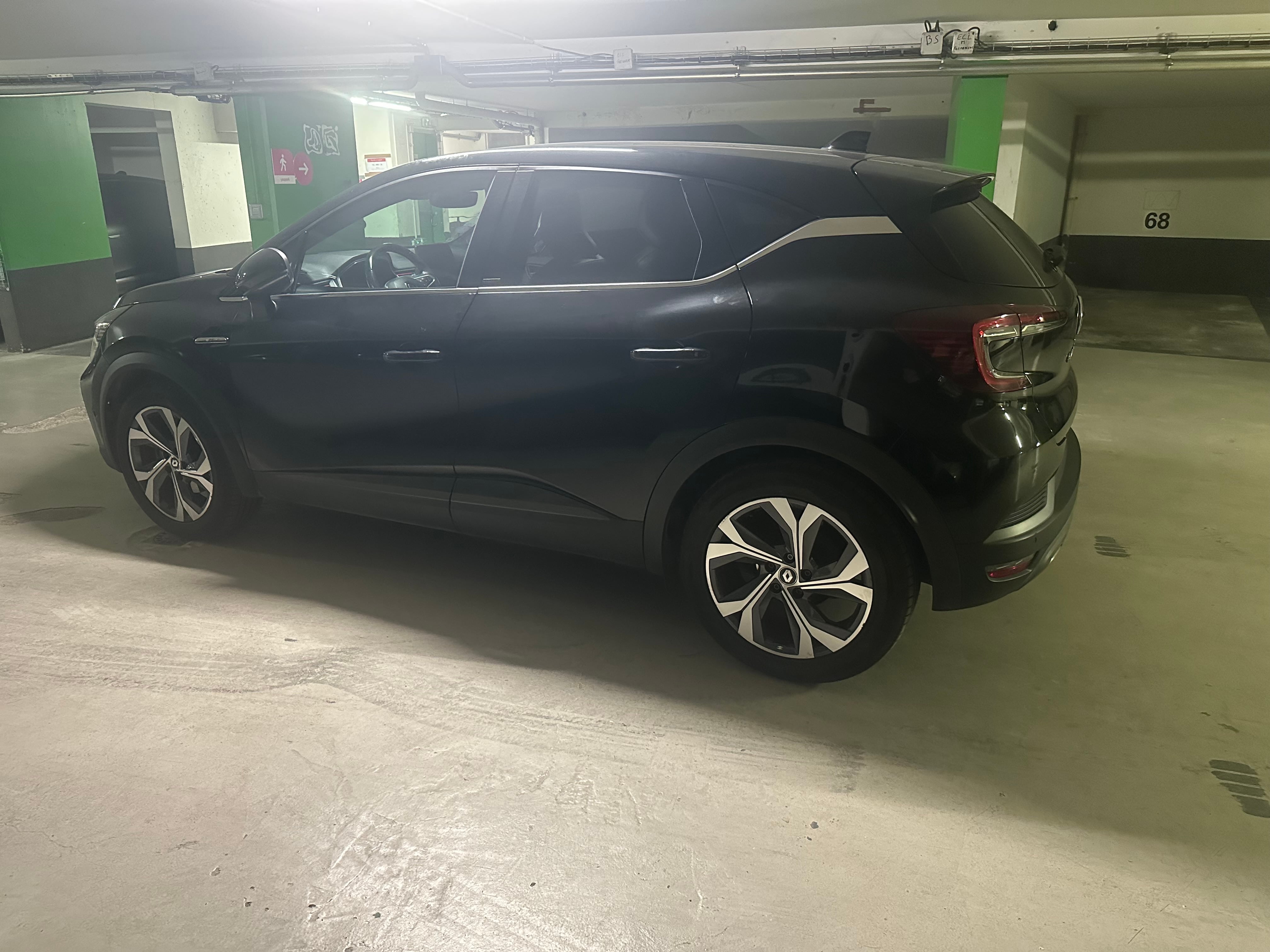 Renault Captur with Air conditioning