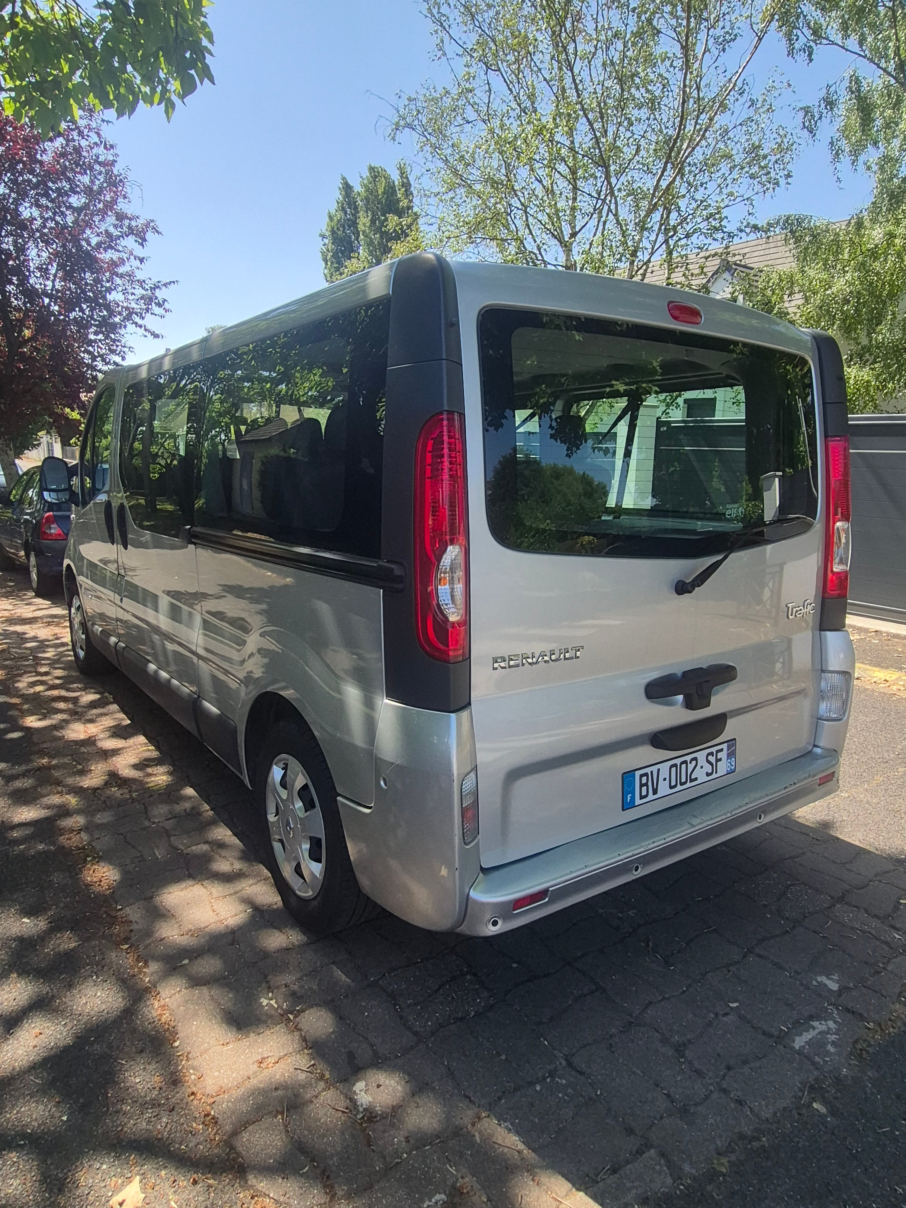 Renault Trafic Passenger avec GPS