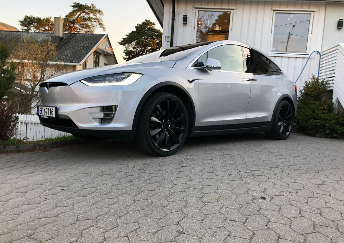 Tesla Model X 100D med Aircondition