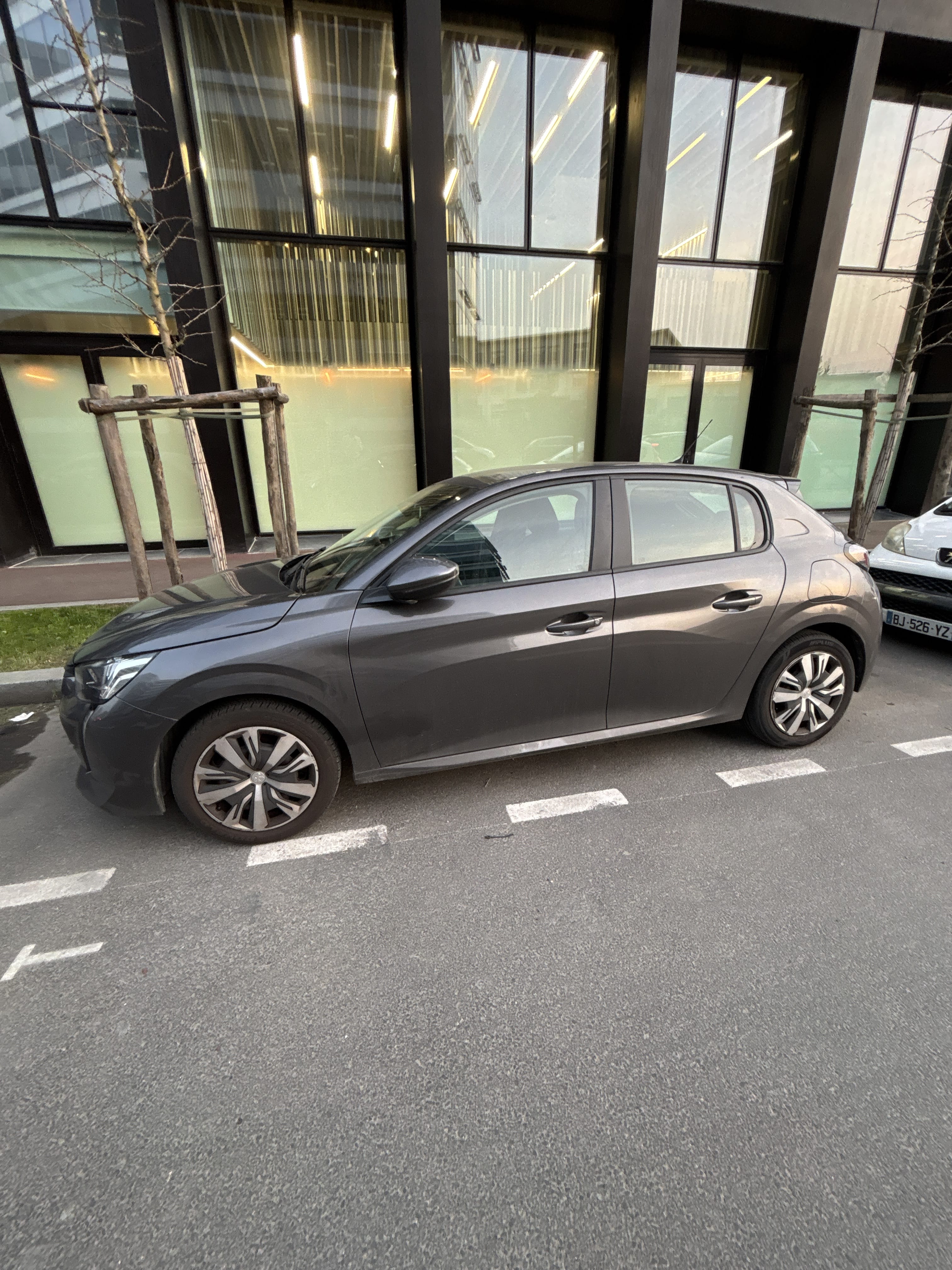 Peugeot 208 avec Climatisation