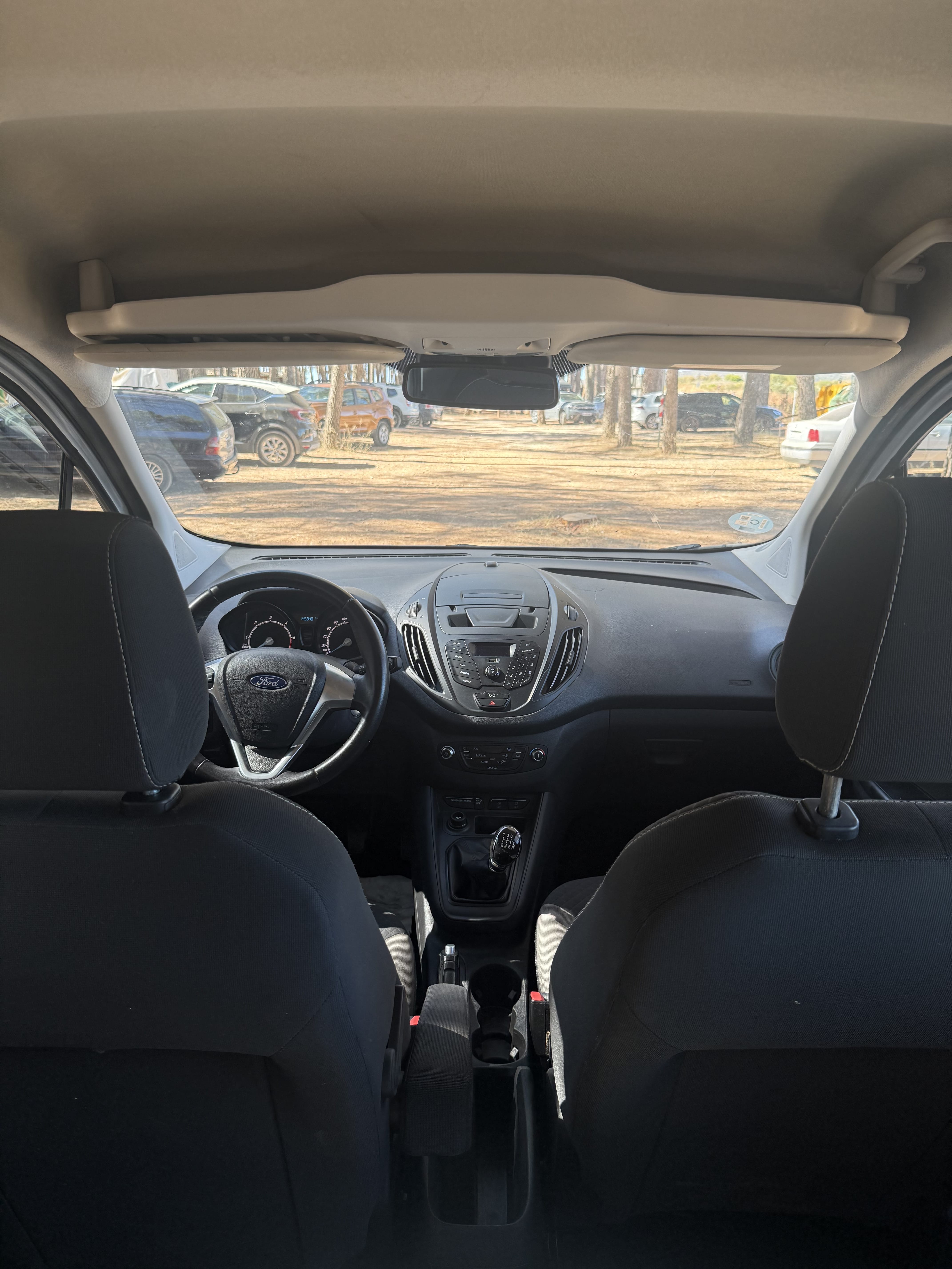 Ford Transit Courier Furgoneta