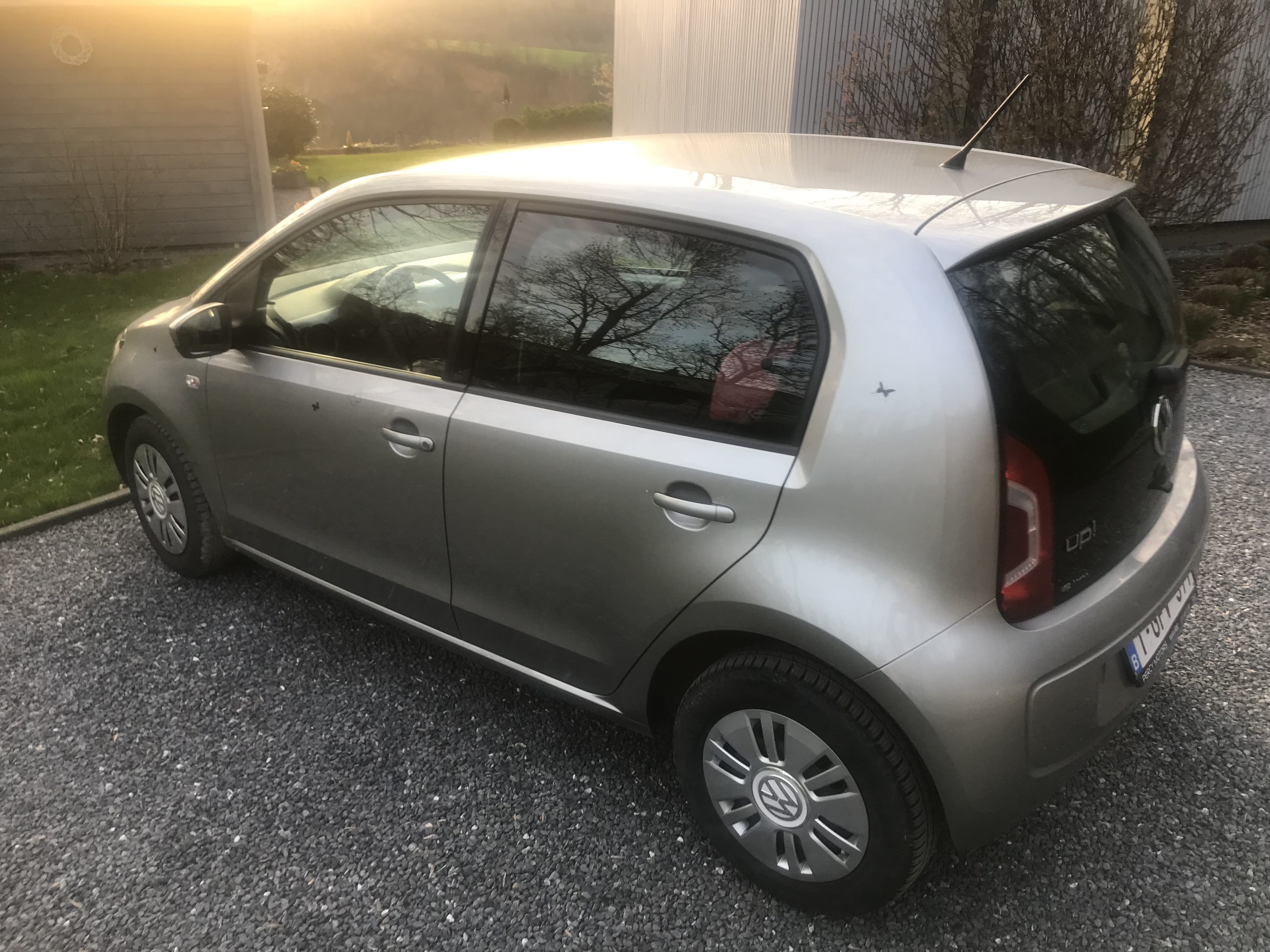Volkswagen Up! 5 portes met Autostoel baby