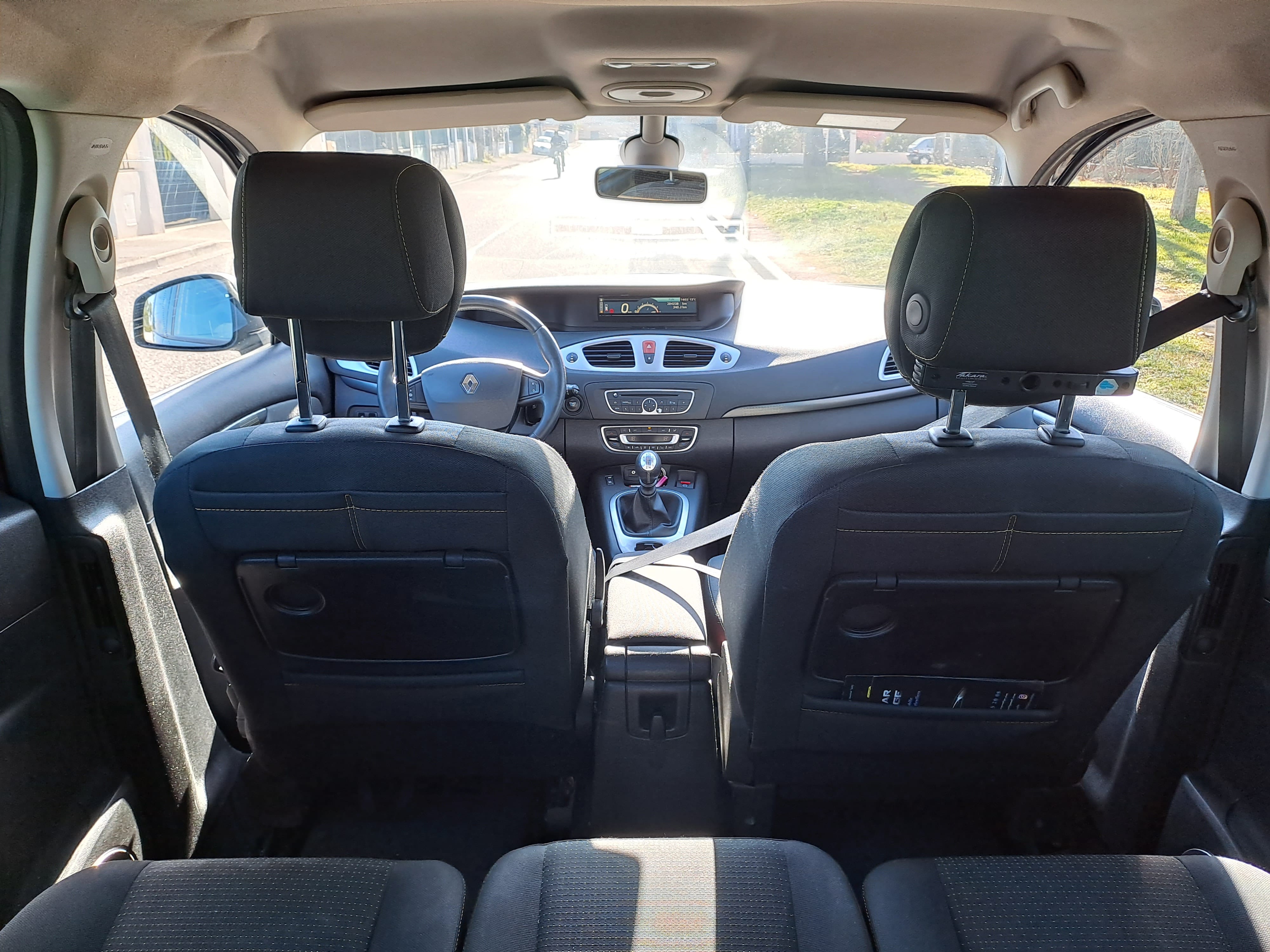 Renault Scenic avec Siège bébé