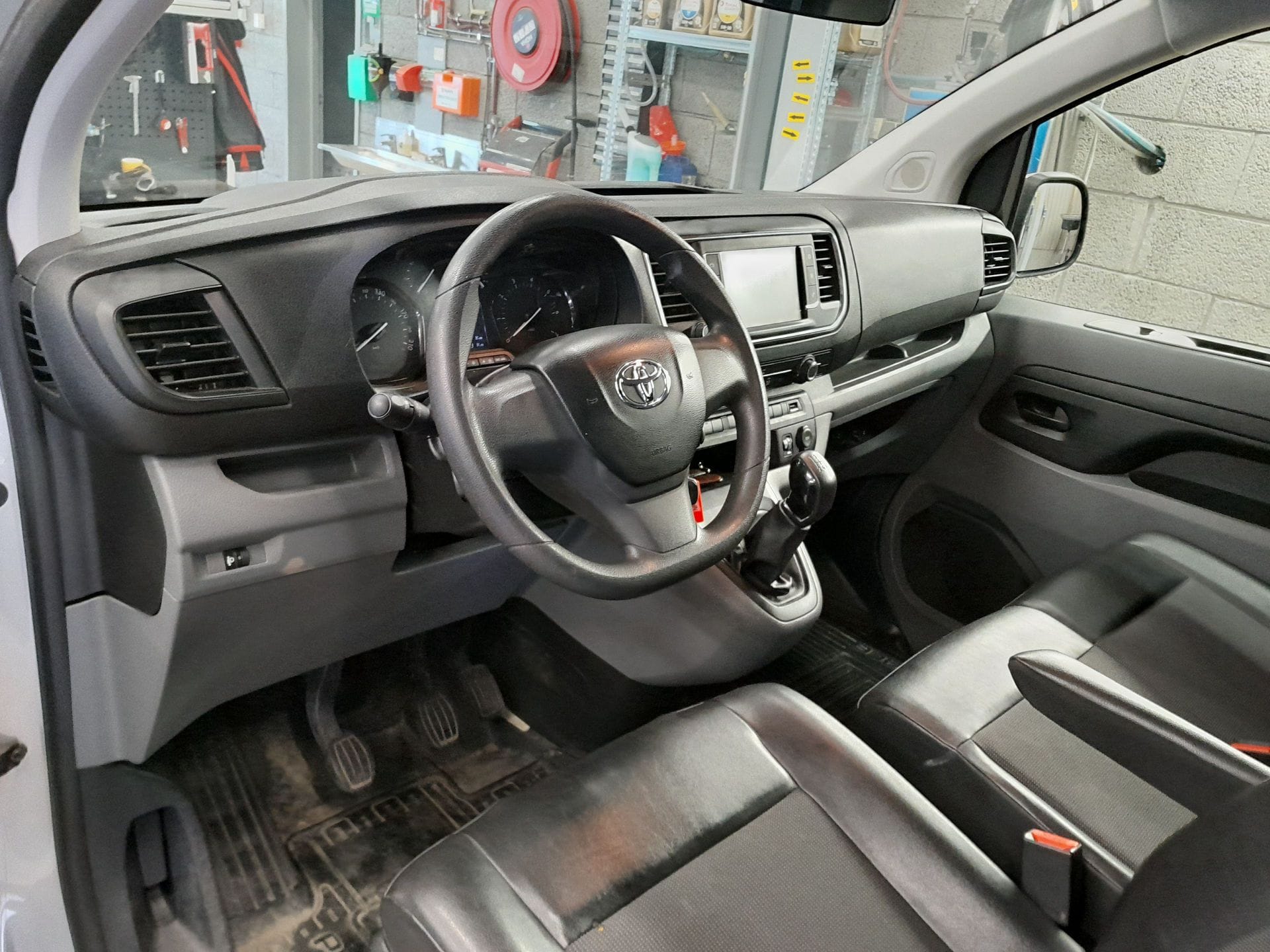 Toyota Proace Varebil med Cruisekontroll