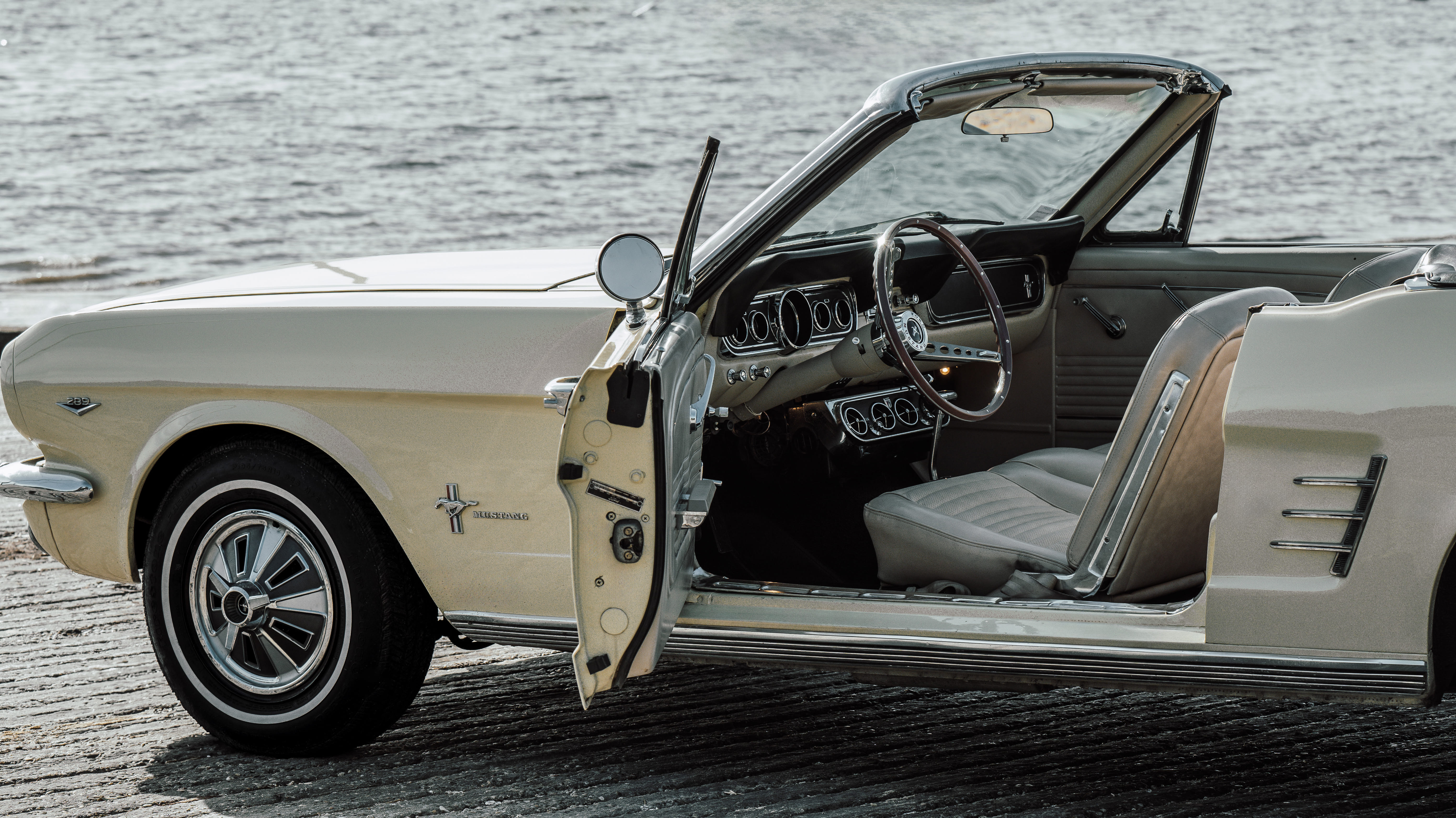 Ford Mustang Cabriolet