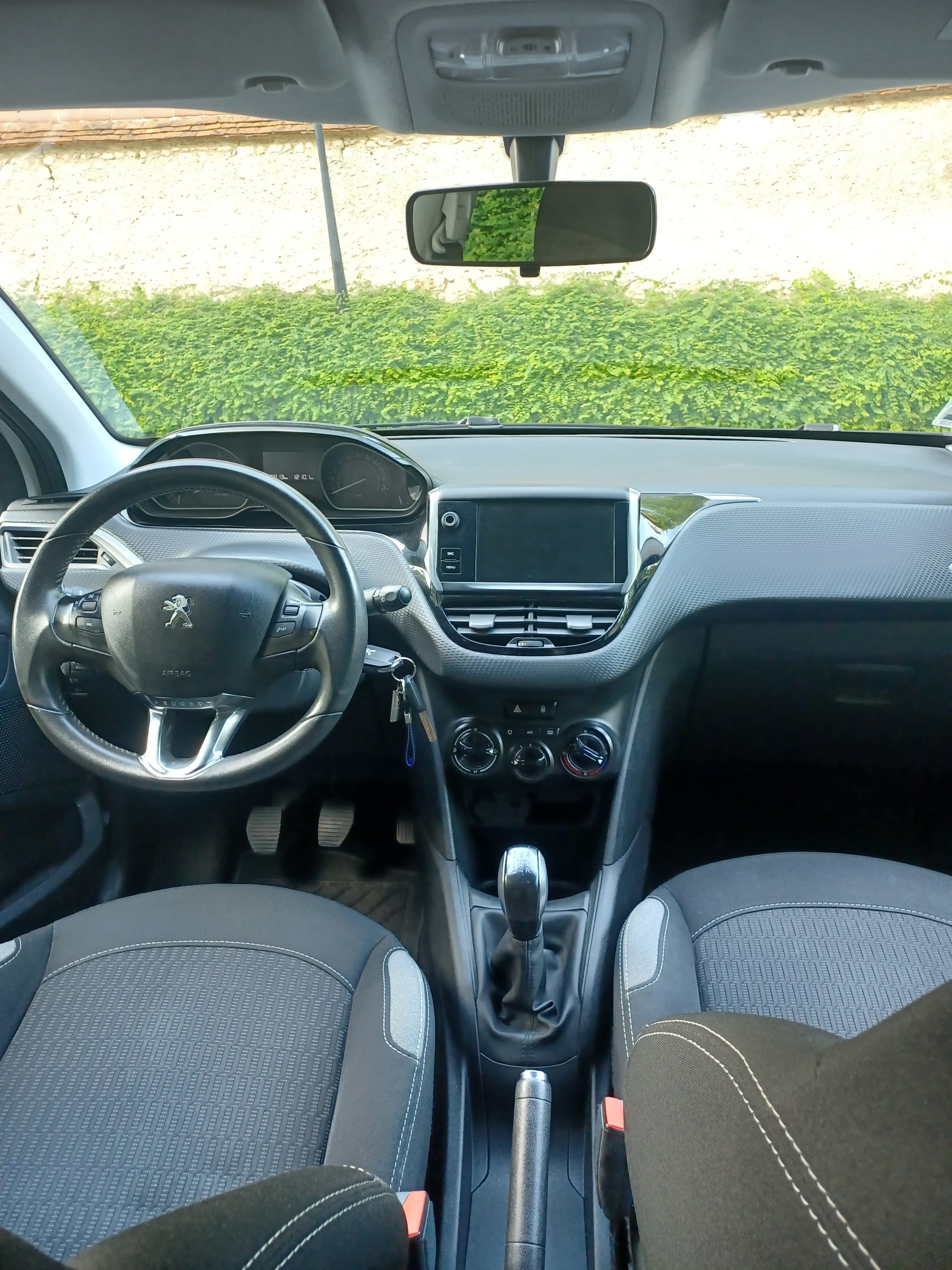 Peugeot 208 avec Régulateur de vitesse