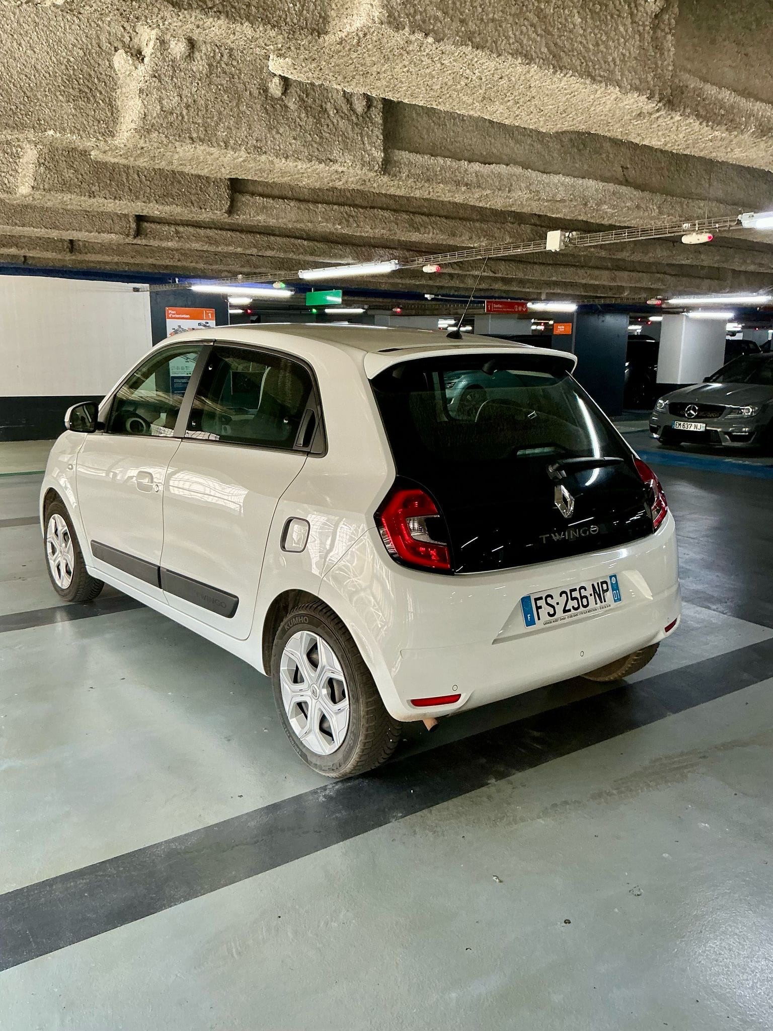 Renault Twingo III avec Régulateur de vitesse