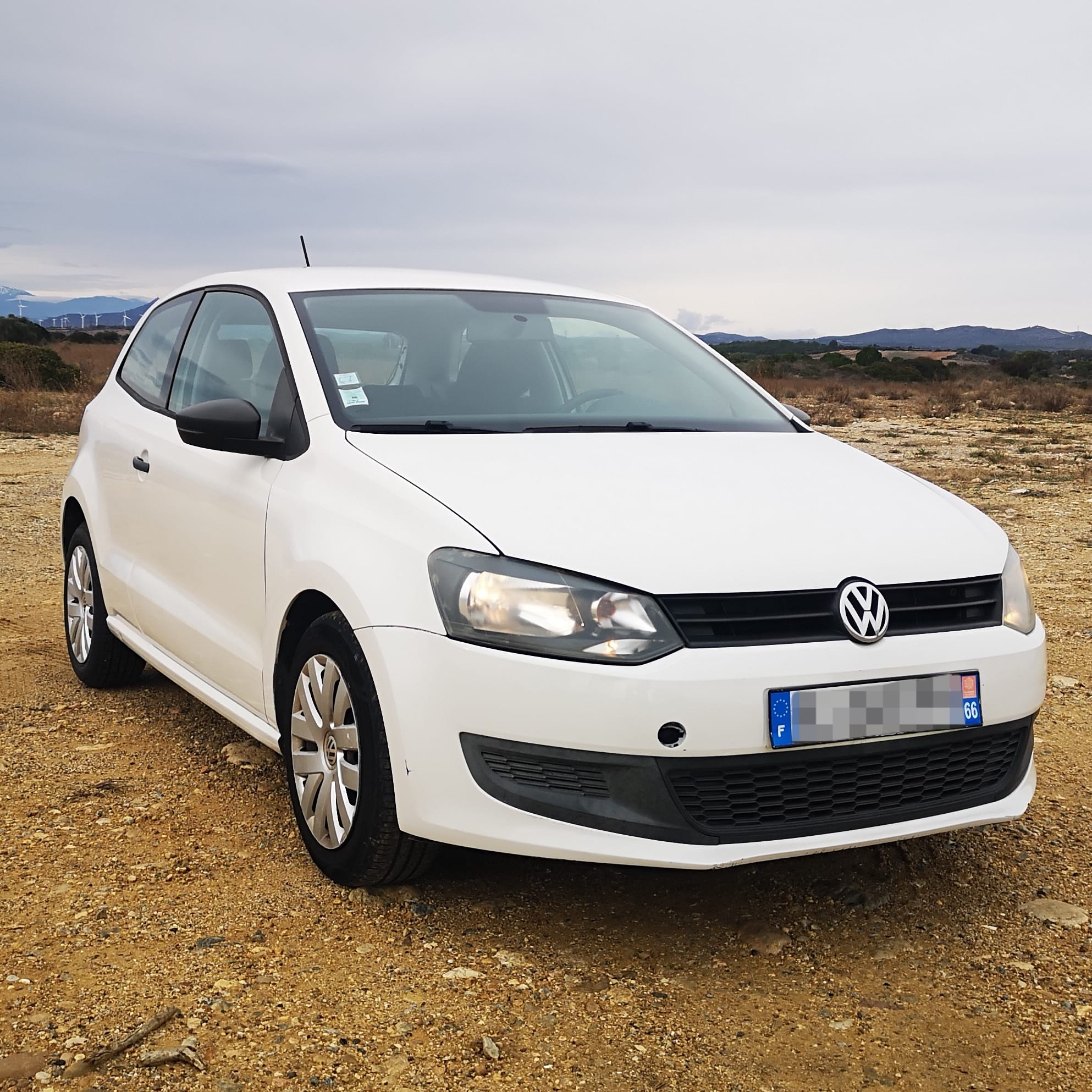Volkswagen Polo V (essence) - Clim & Bluetooth (par FM) avec Régulateur de vitesse