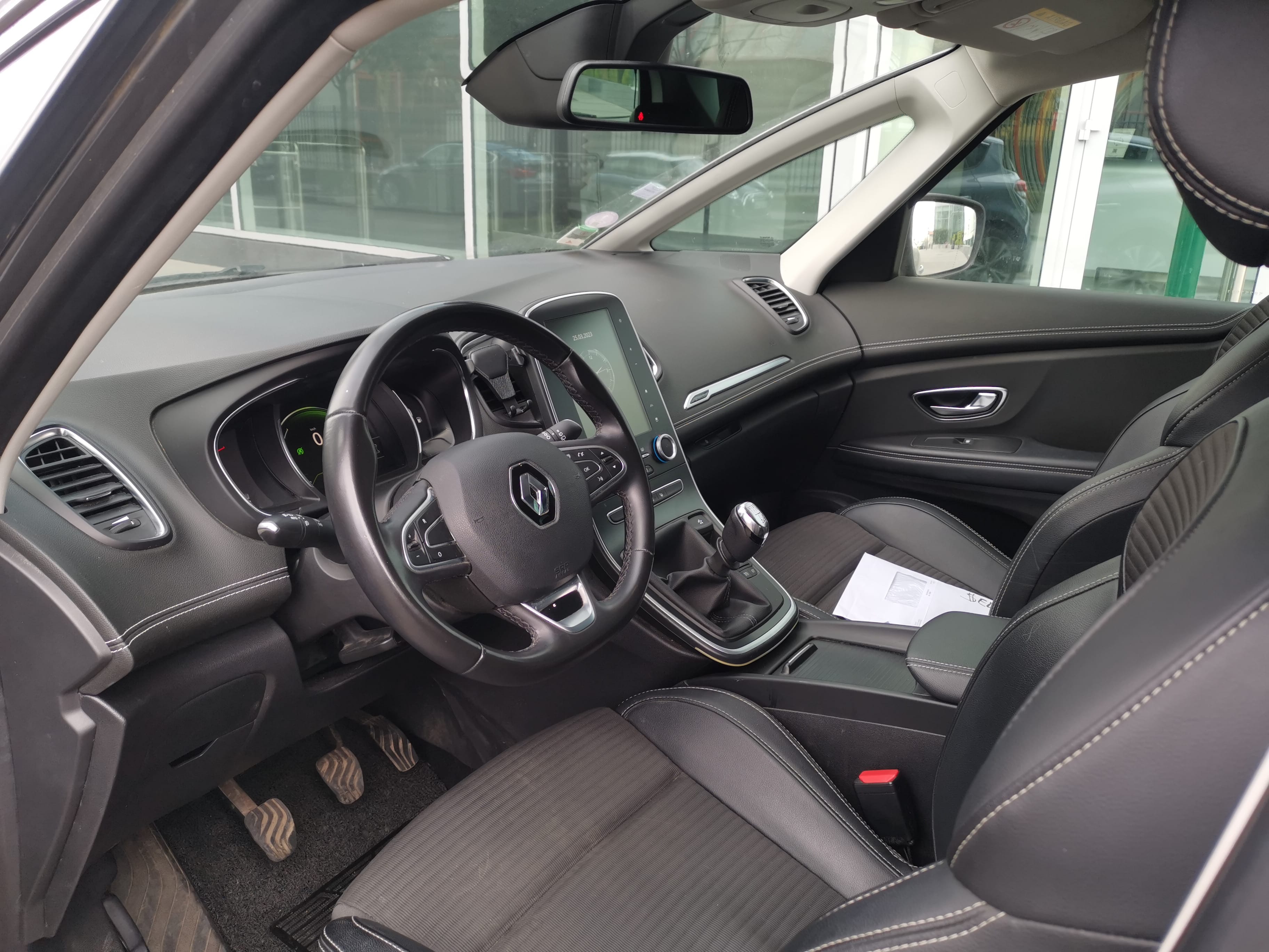 Renault Scenic avec Régulateur de vitesse
