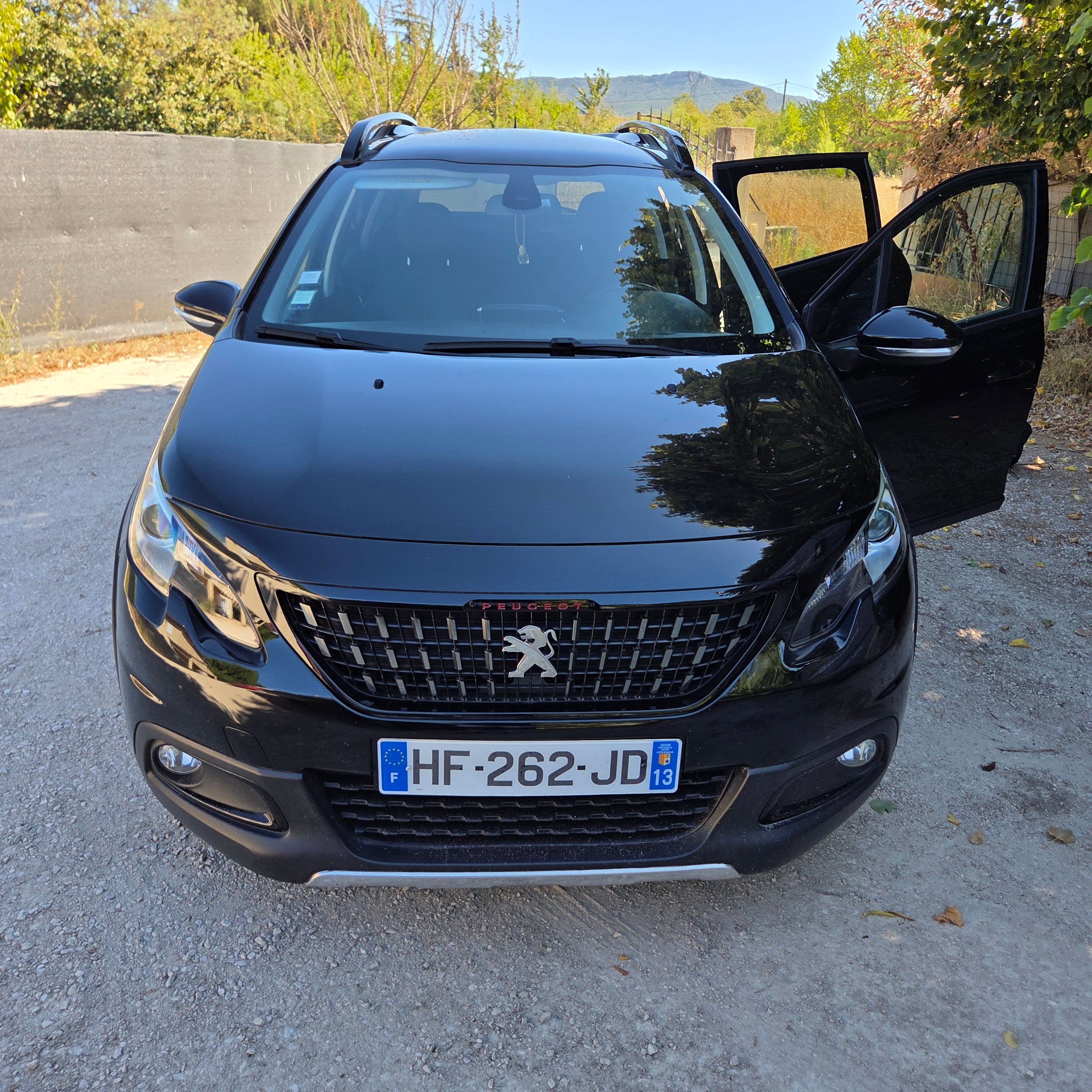Peugeot 2008 essence 130cv avec Climatisation