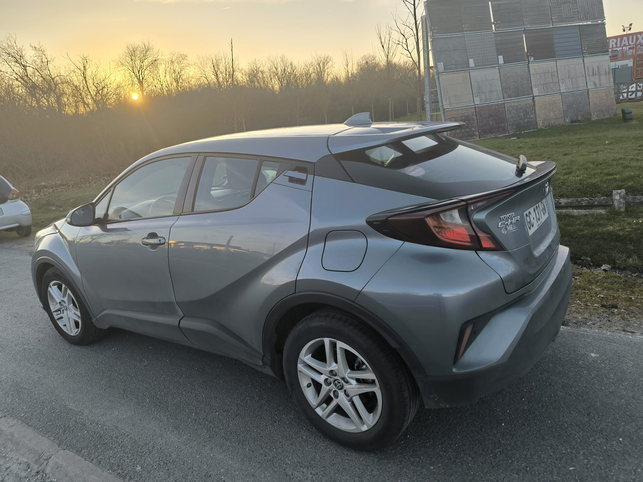 Toyota C-HR Hybrid, 2021, Essence 95 / Électrique (hybride), automatique