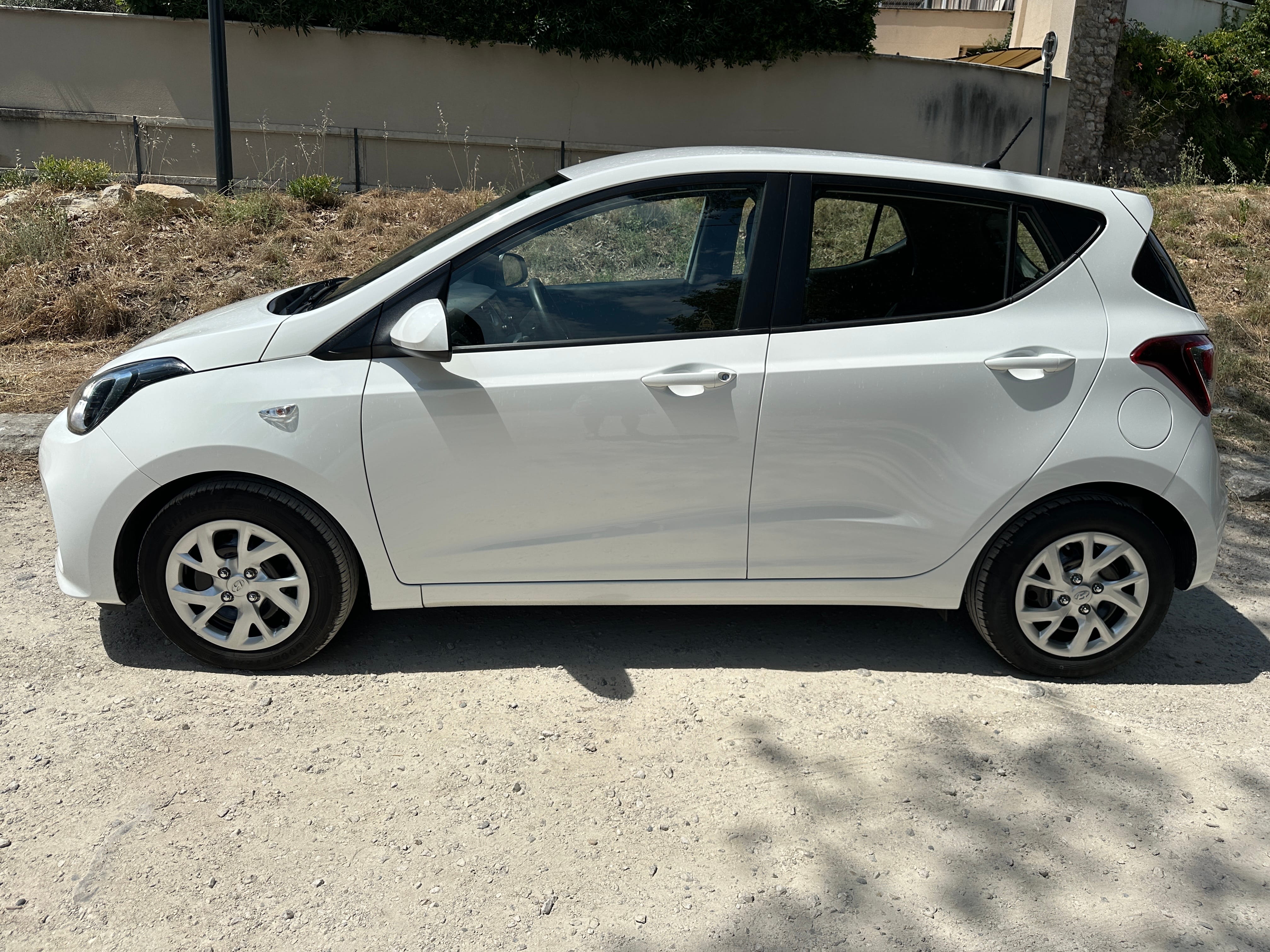 Hyundai i10 avec Climatisation