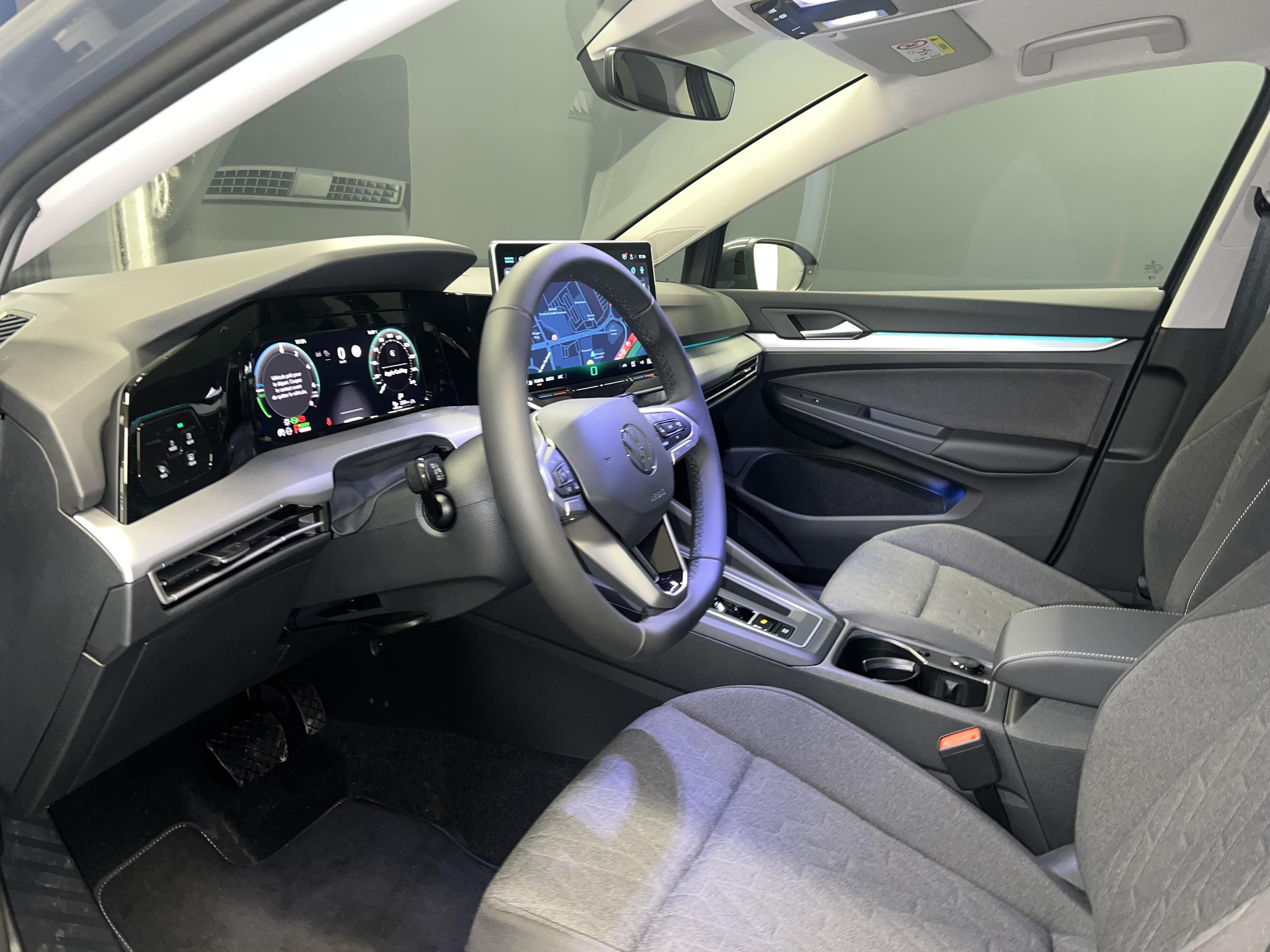 Volkswagen Golf avec Régulateur de vitesse