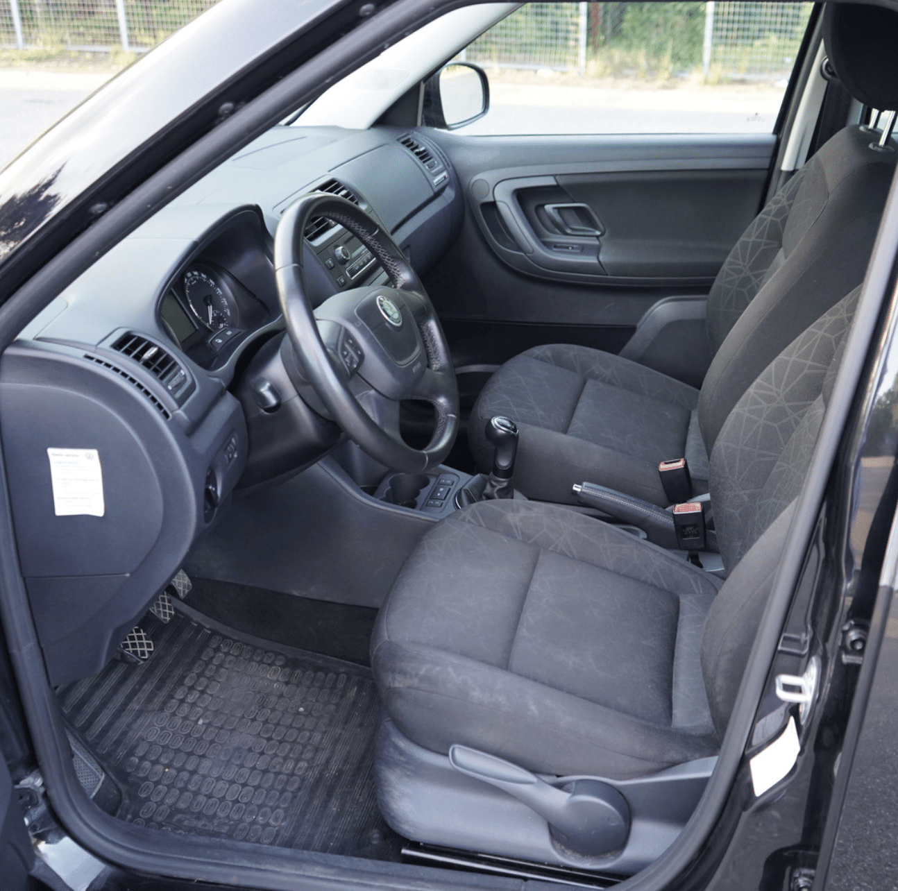 Skoda Fabia med Lydinngang